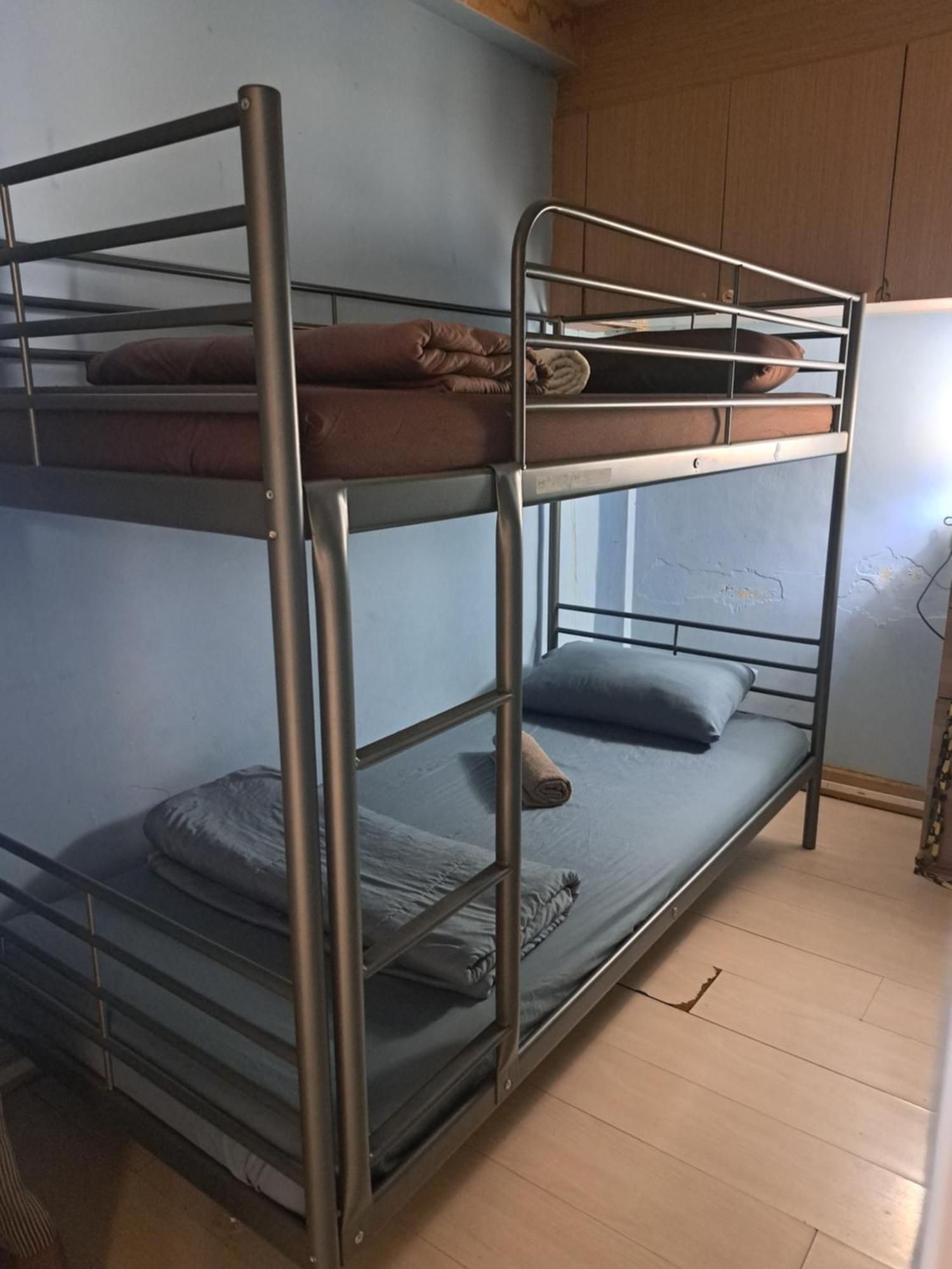 Hostel Sura Near Mrt Phra Ram 9