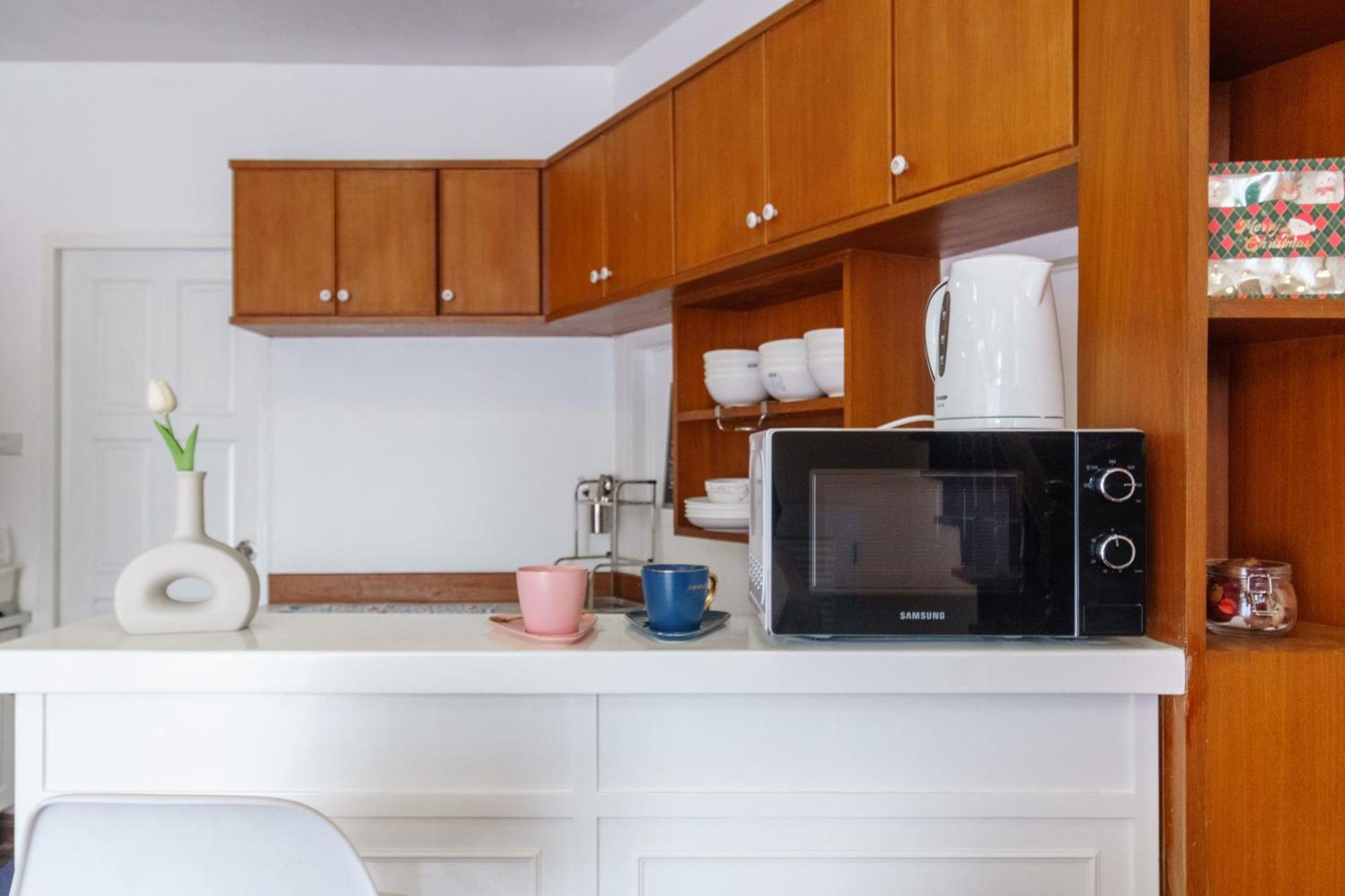 Holiday home Charming 3-storey House Near Bts Onnut Station