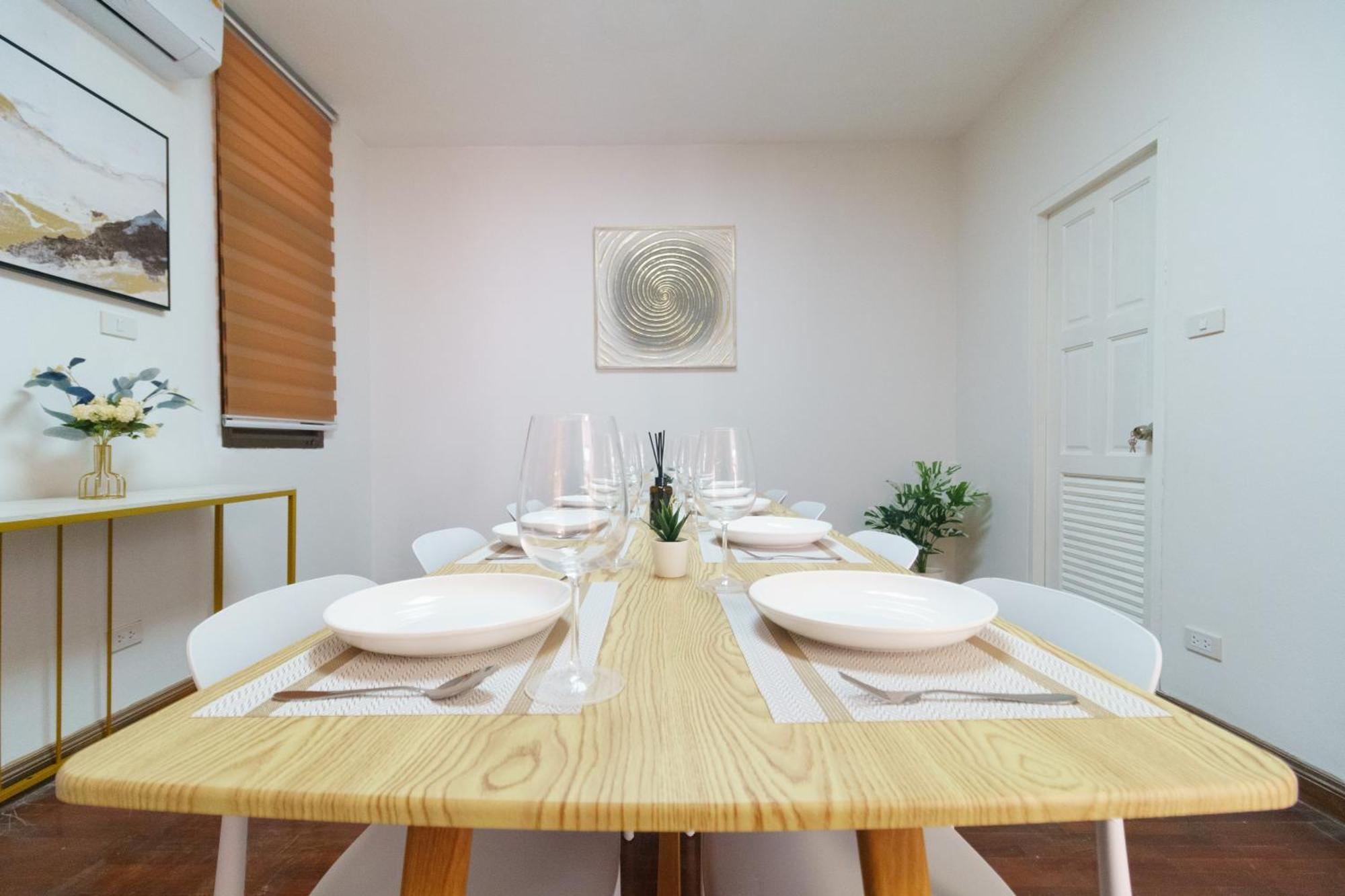 Charming 3-storey House Near Bts Onnut Station Bangkok