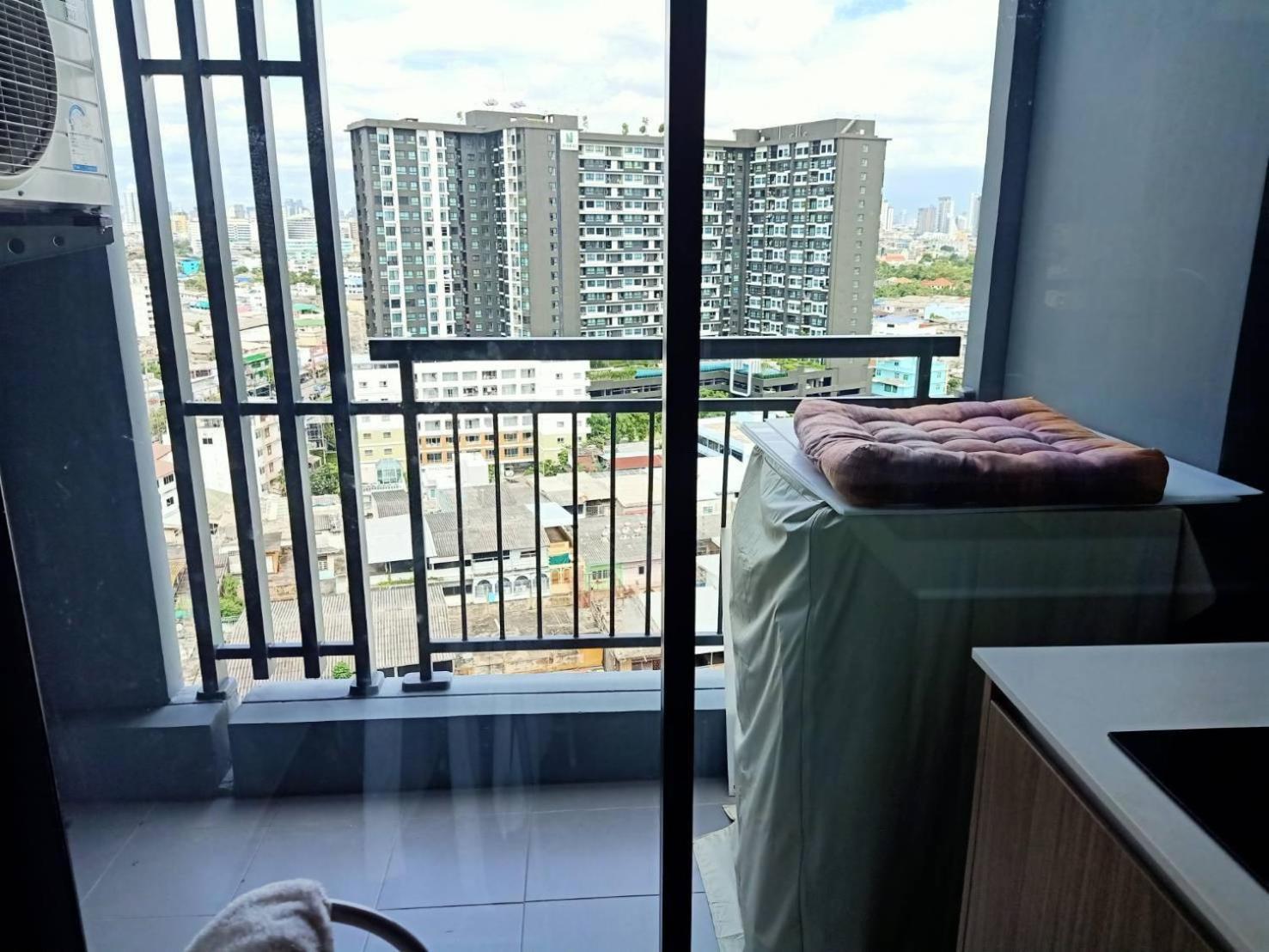 Ideo Yai Near Thaphra Mrt Station Apartment *