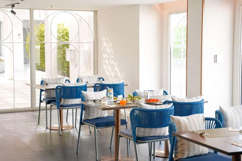 Away Riverside Kene 4* Bangkok