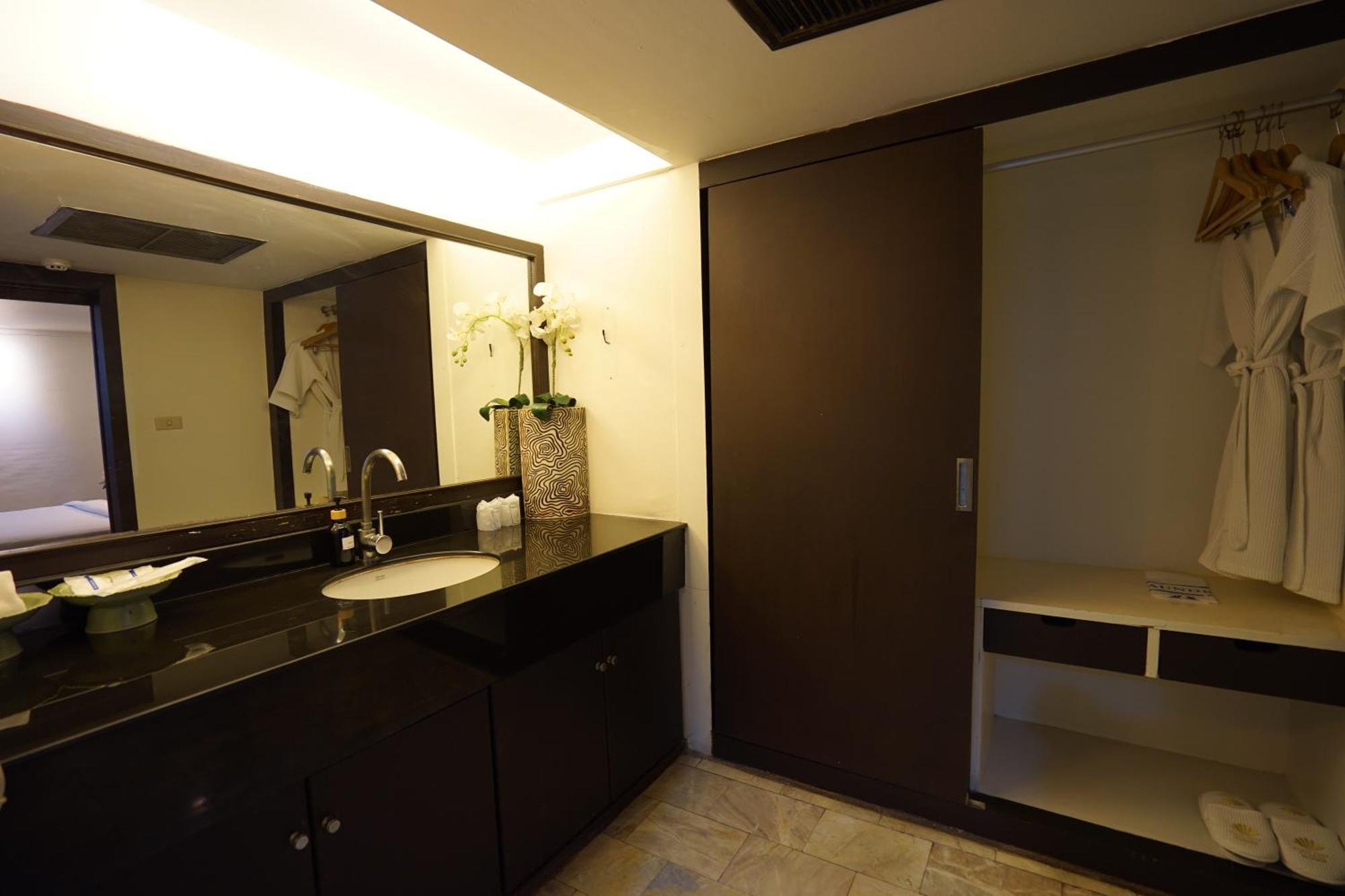 King Park Avenue 5*