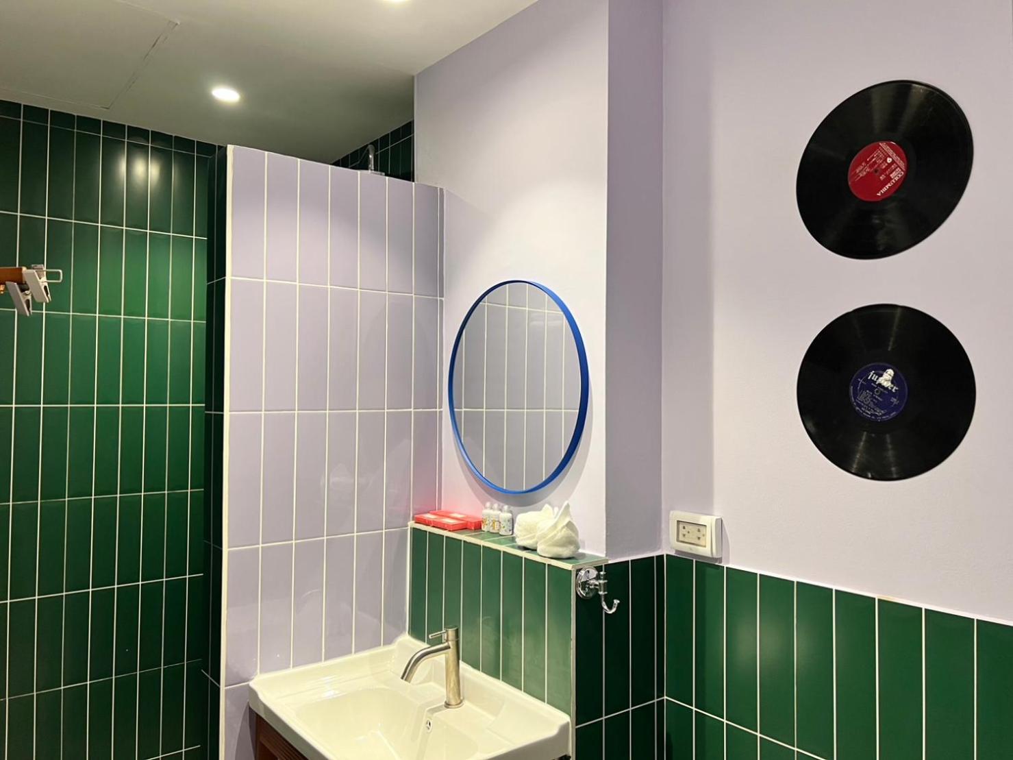 Kitsch Hotel