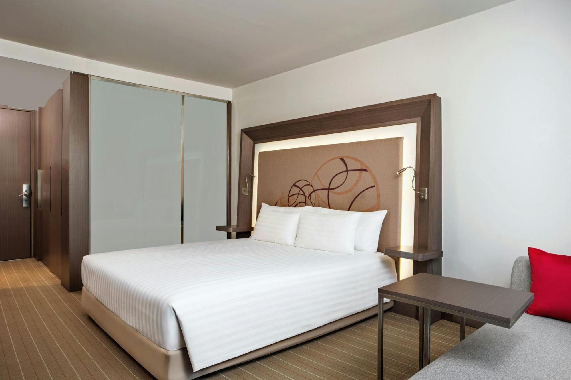 Four Points By Sheraton Ploenchit Sukhumvit Hotel