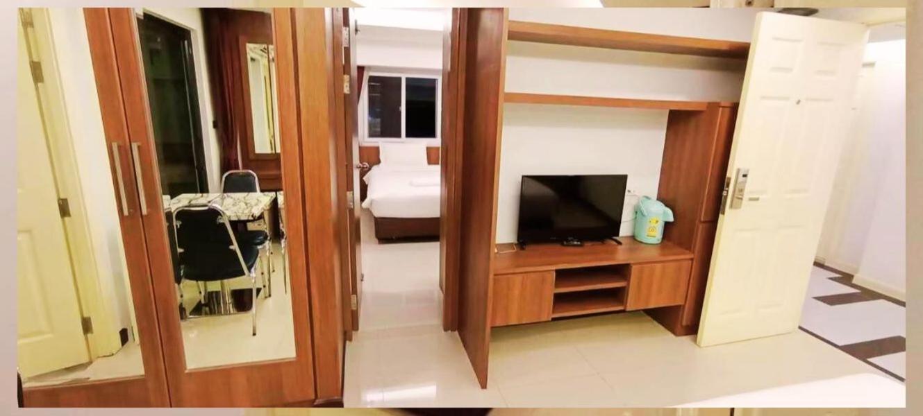 B-your Don Mueang Airport Hotel