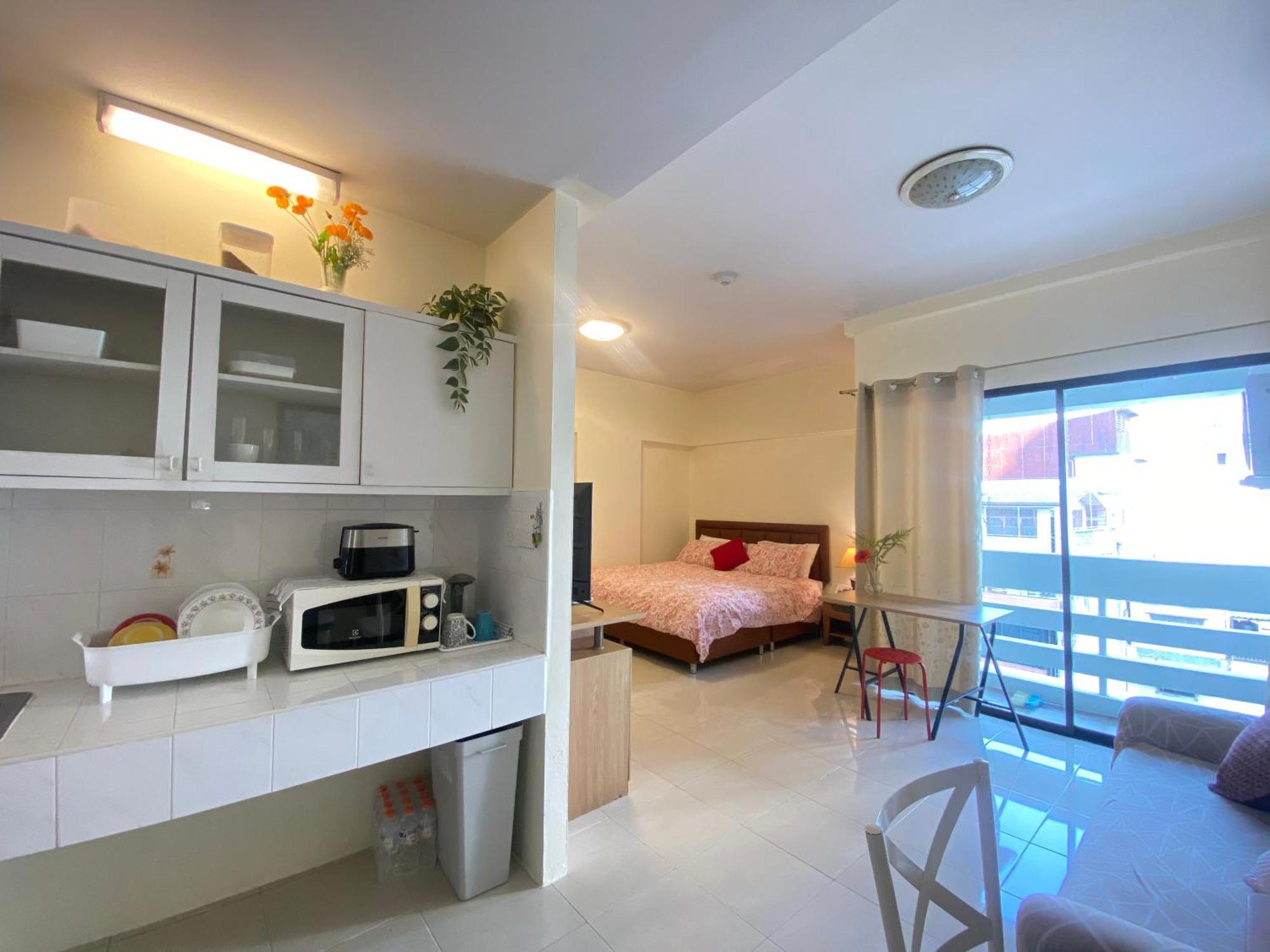 Cozy 1br Walk To Bts And Airport Rail Link Close To Malls 12 Bangkok