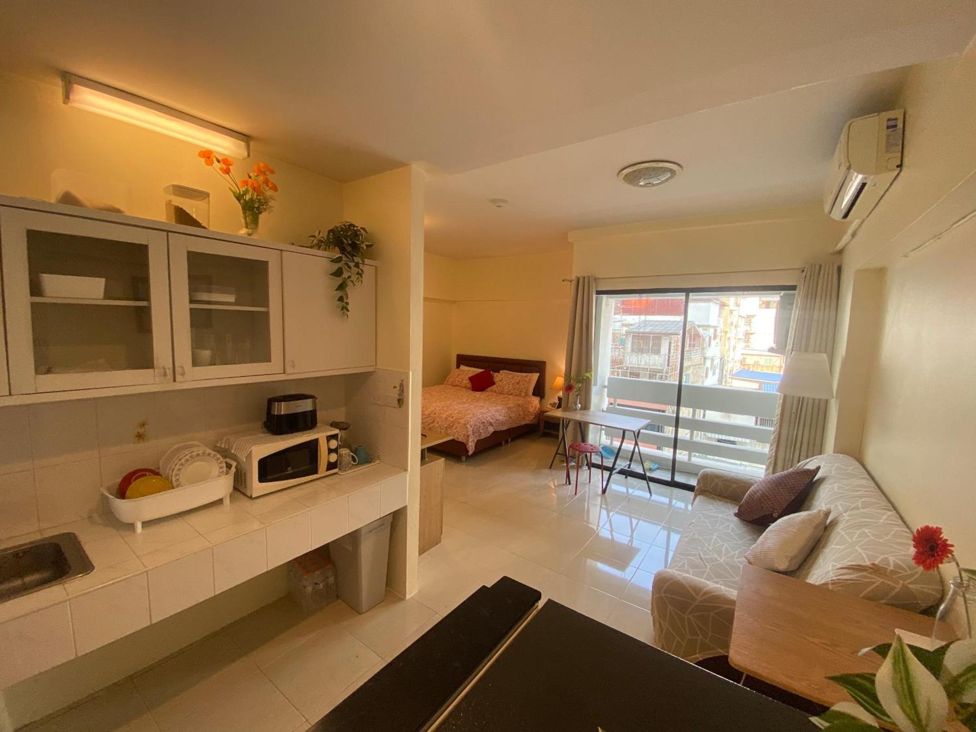 Cozy 1br Walk To Bts And Airport Rail Link Close To Malls 12 Apartment Bangkok