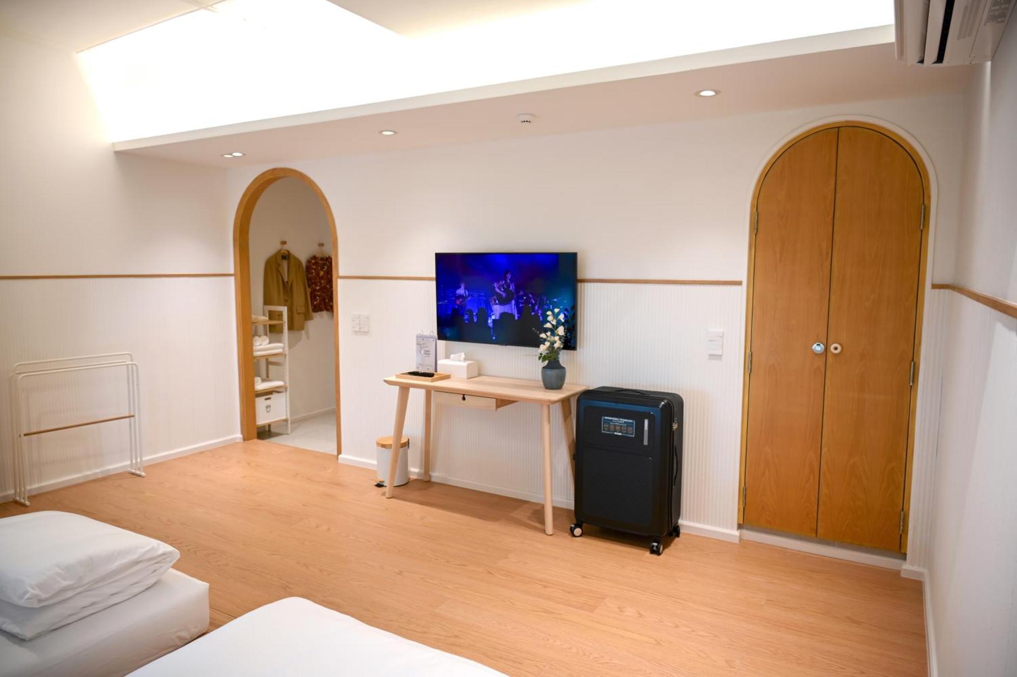 Vaeh Viean Silom Apartment Bangkok