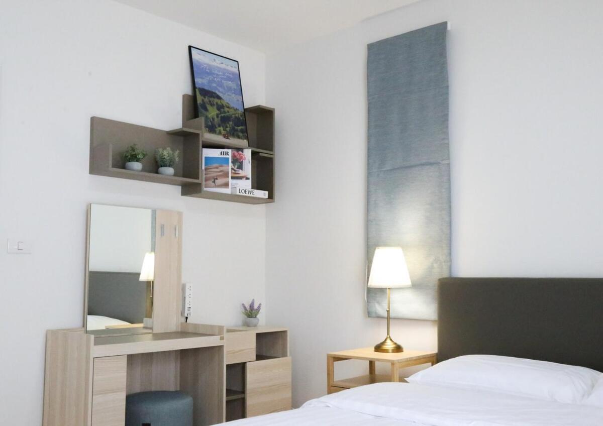 Cozy Homey Place Townhome