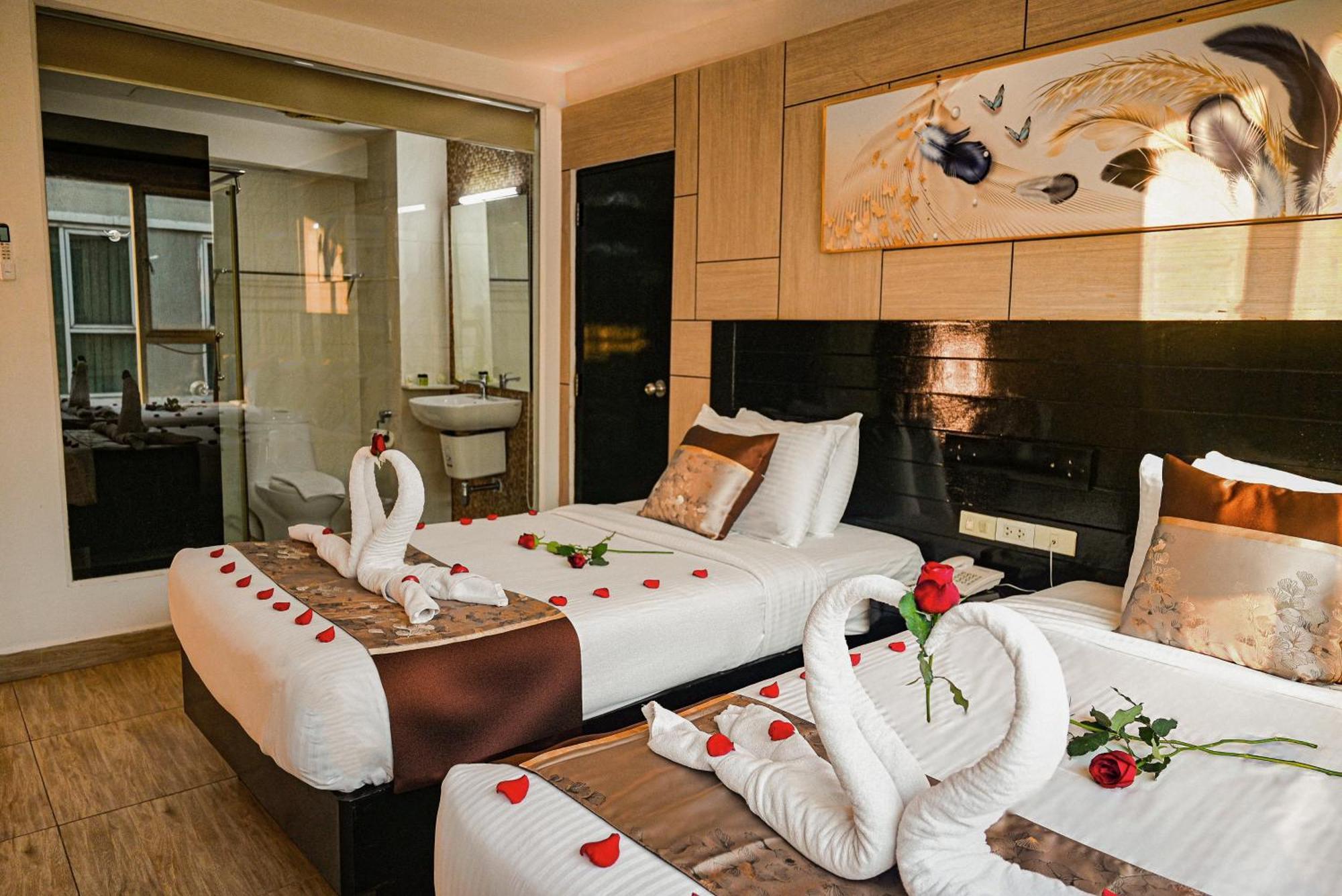 Boss Nana Hotel 4*