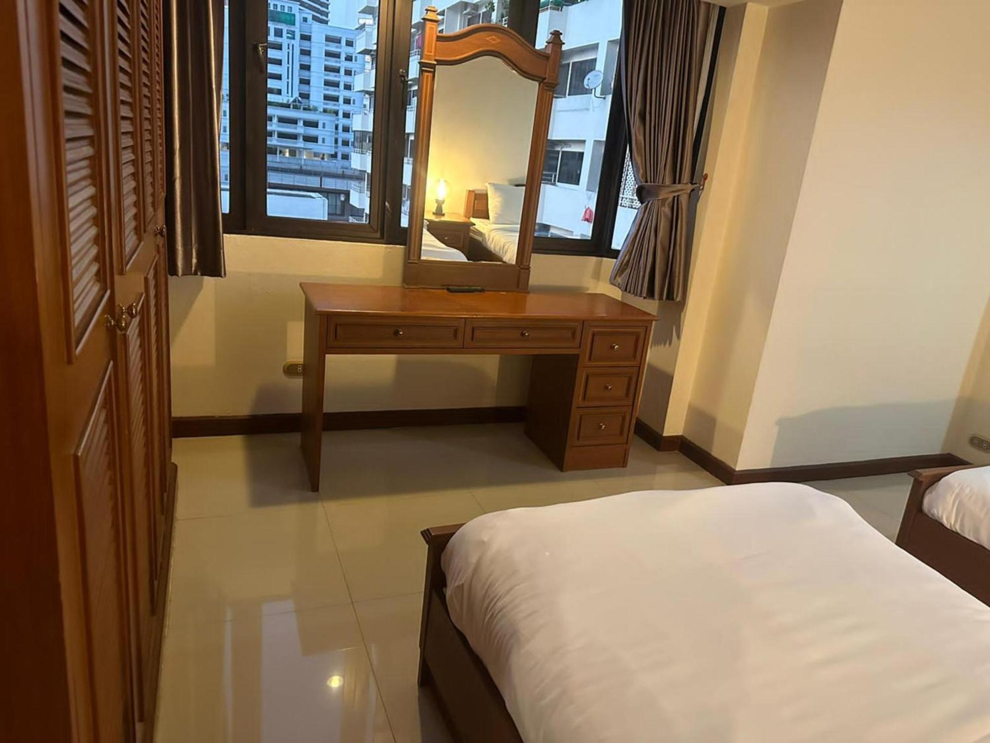 Apartment Affordable Serviced Apartment Nana - Omni Tower Sukhumvit Location