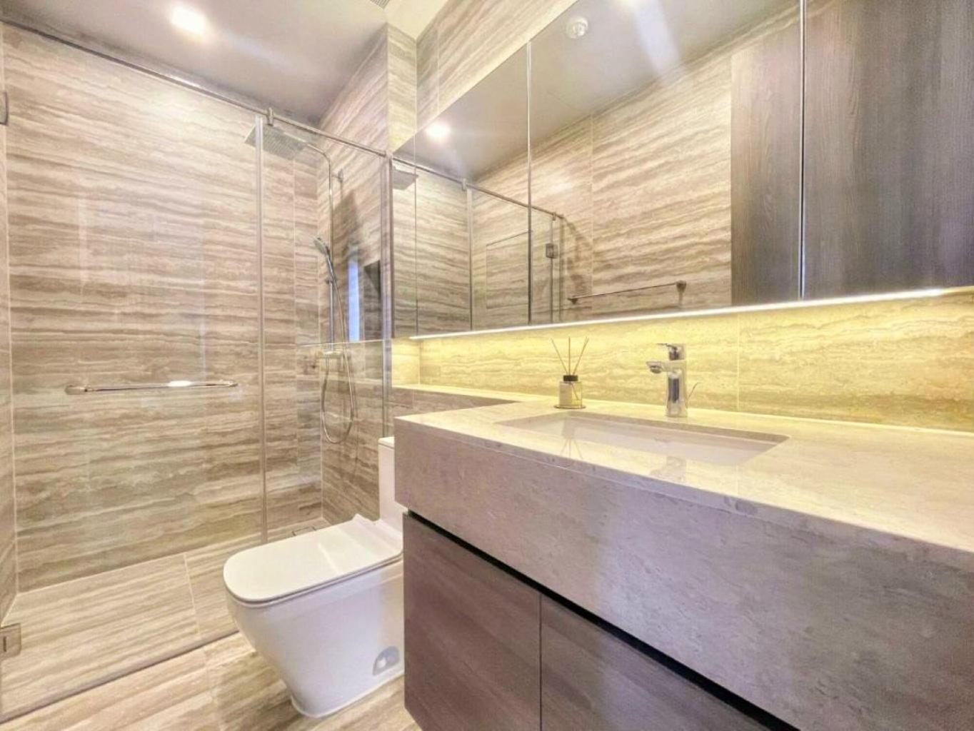 Apartment Luxury Sukhumvit Asoke Nana 65 Sqm Sleeps 4