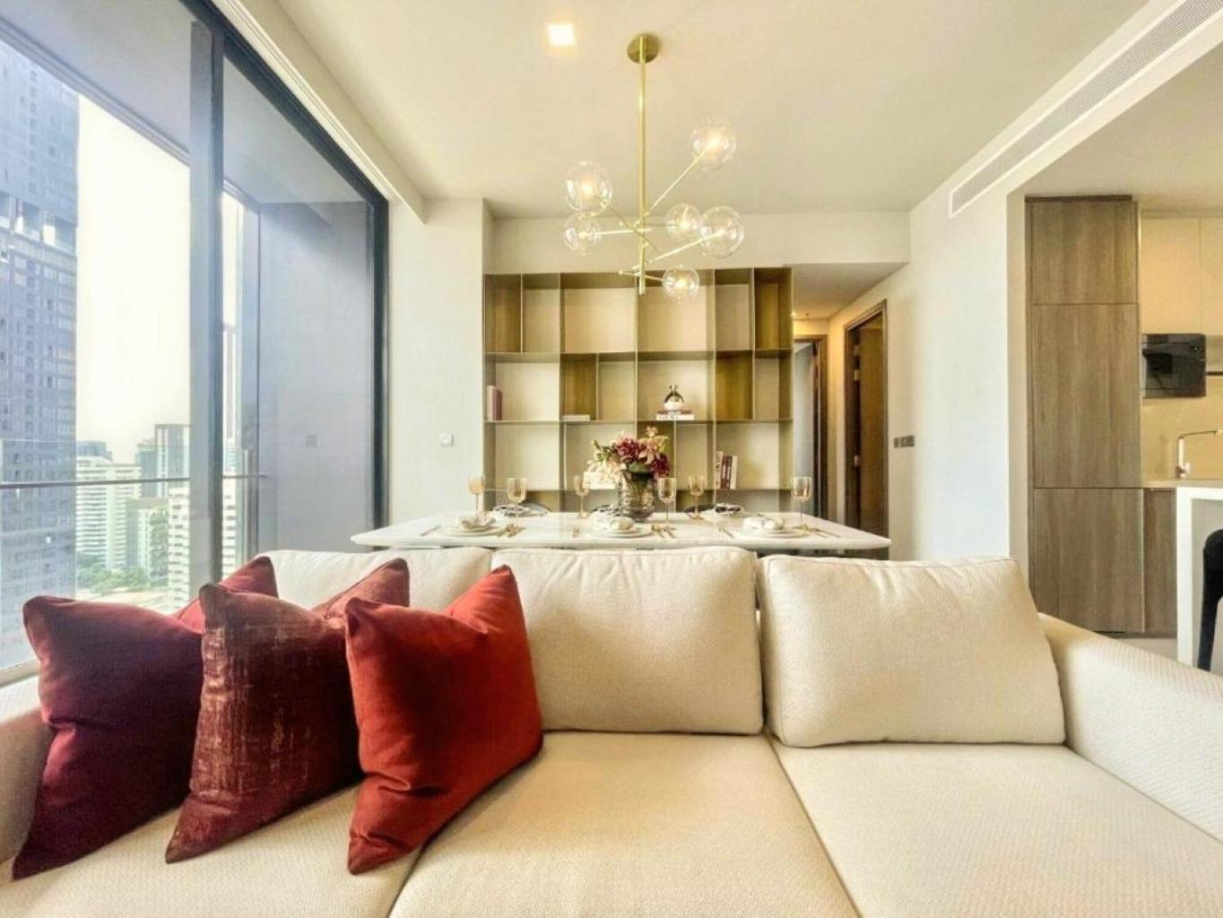 Luxury Sukhumvit Asoke Nana 65 Sqm Sleeps 4 Apartment *