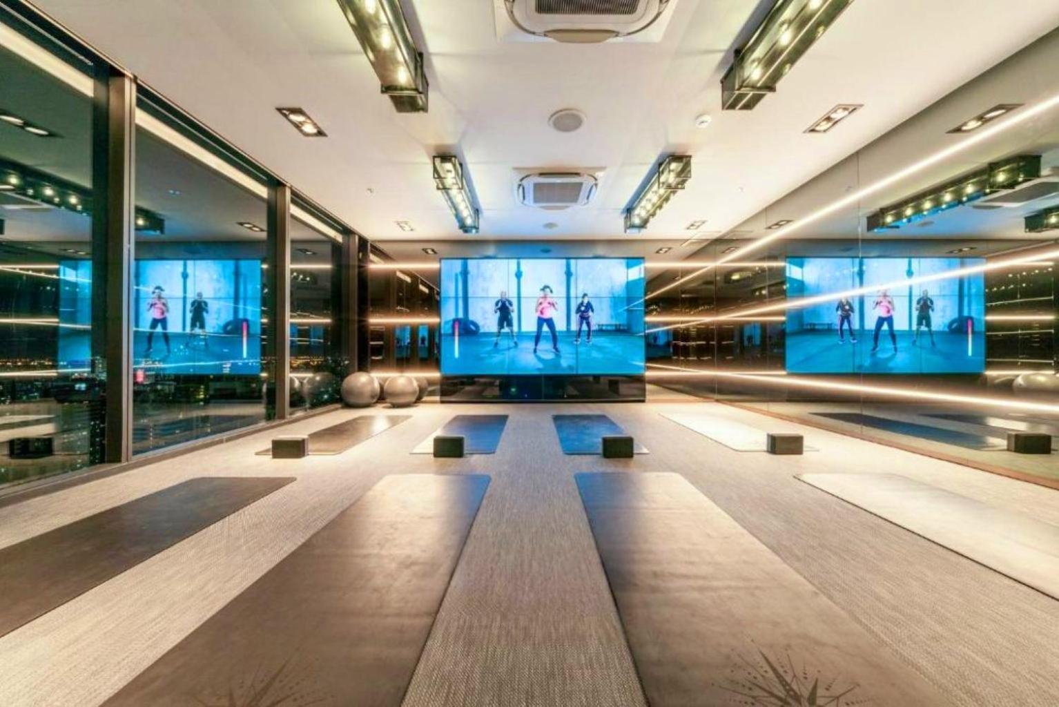 Apartment Luxury Sukhumvit Asoke Nana 65 Sqm Sleeps 4 *