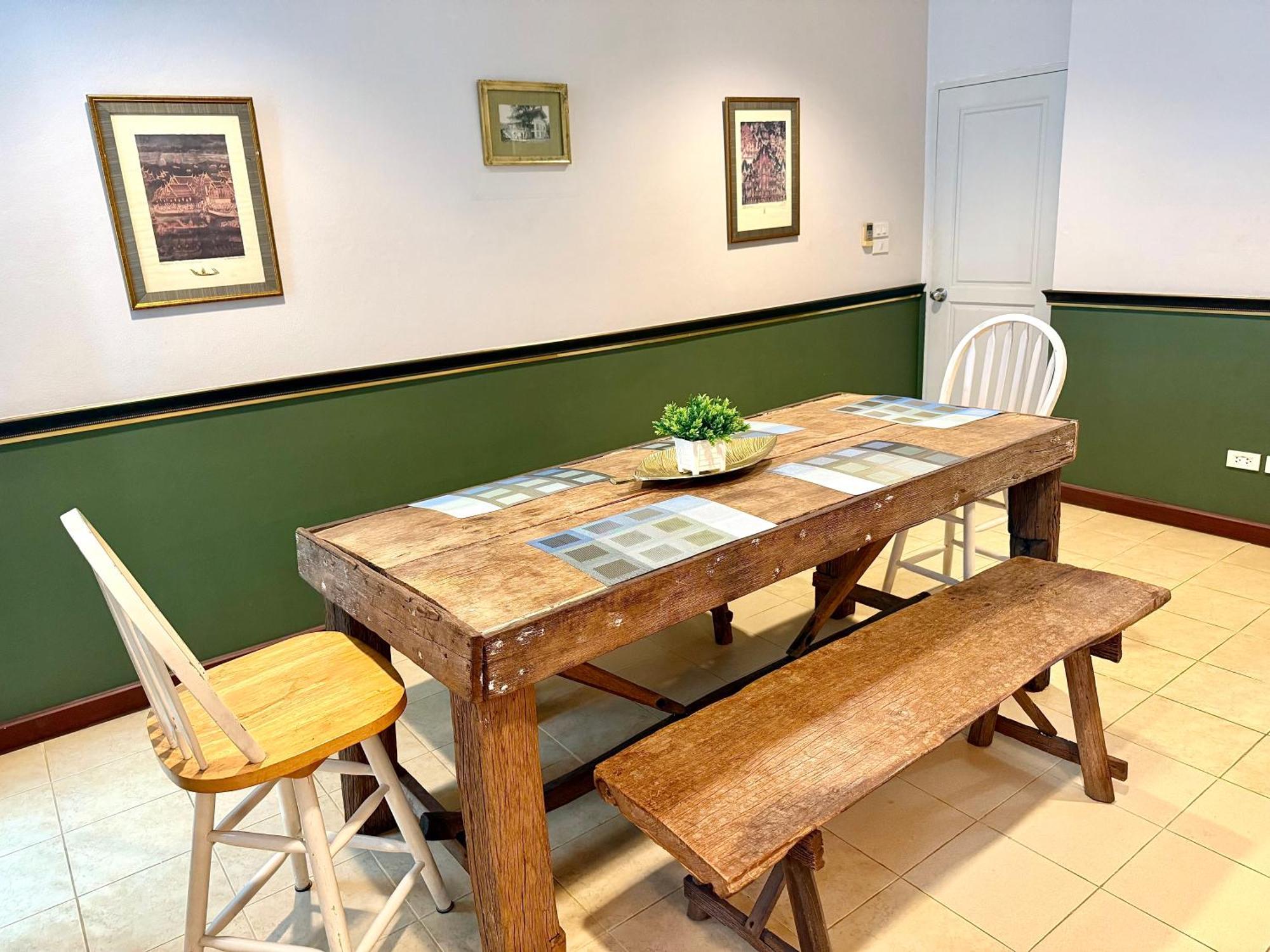 Apartment Samsen Spacious 2br Contemporary Thai Style *