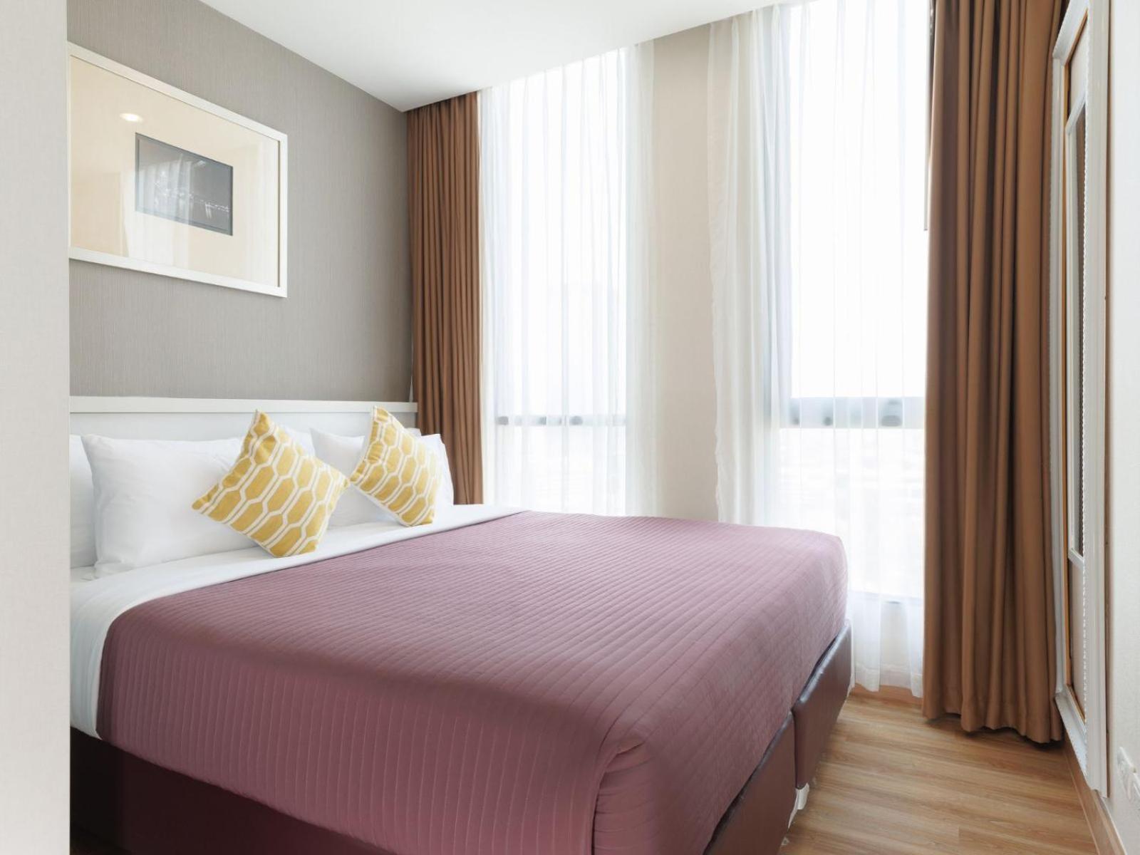 Hotel Estella Ekkamai 4*