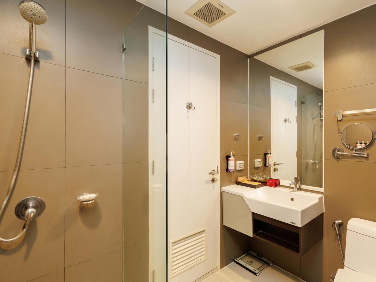 Hotel Estella Ekkamai 4*