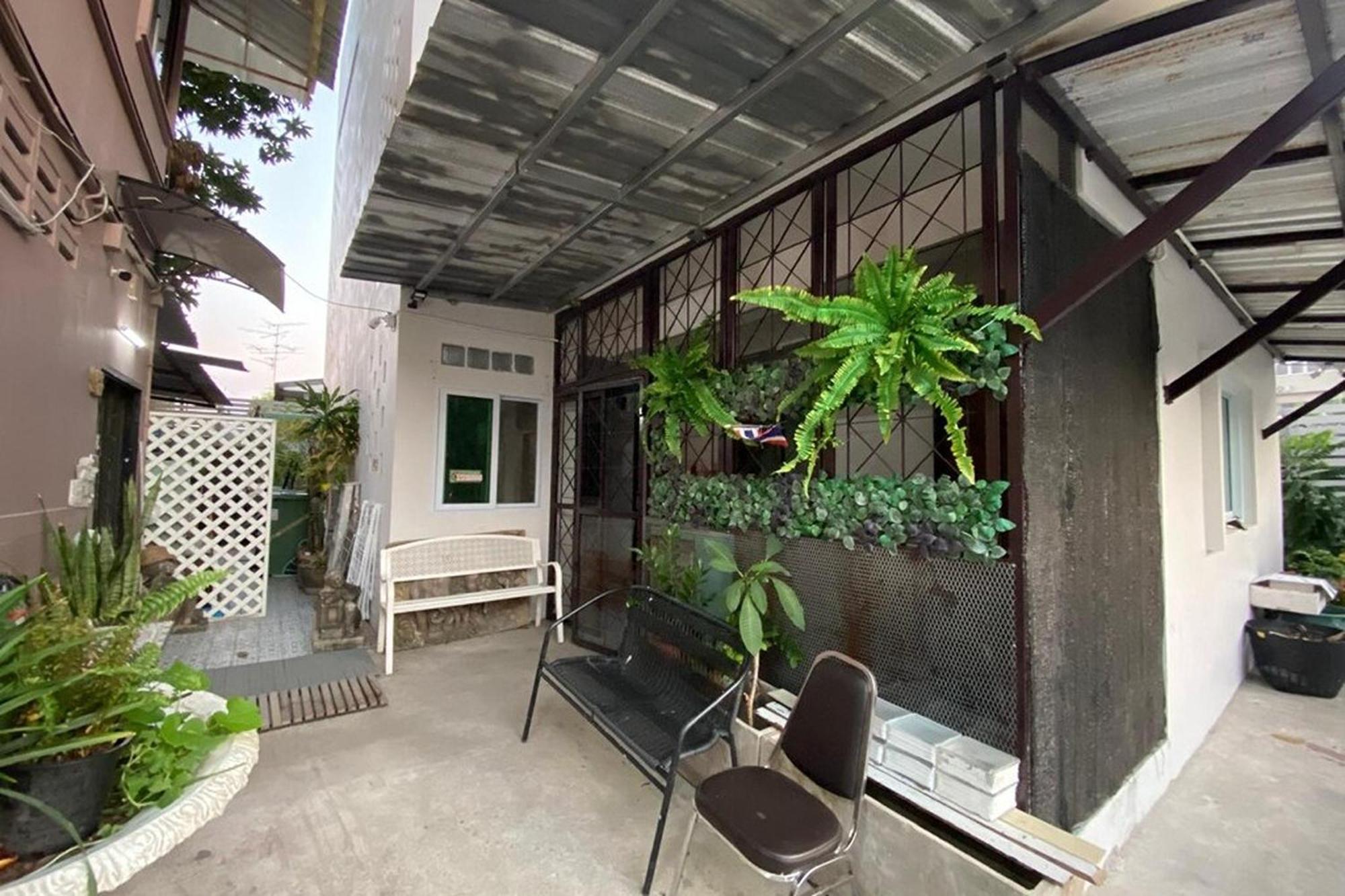 Hotel Sukhum Suvarnabhumi Airport Guest House