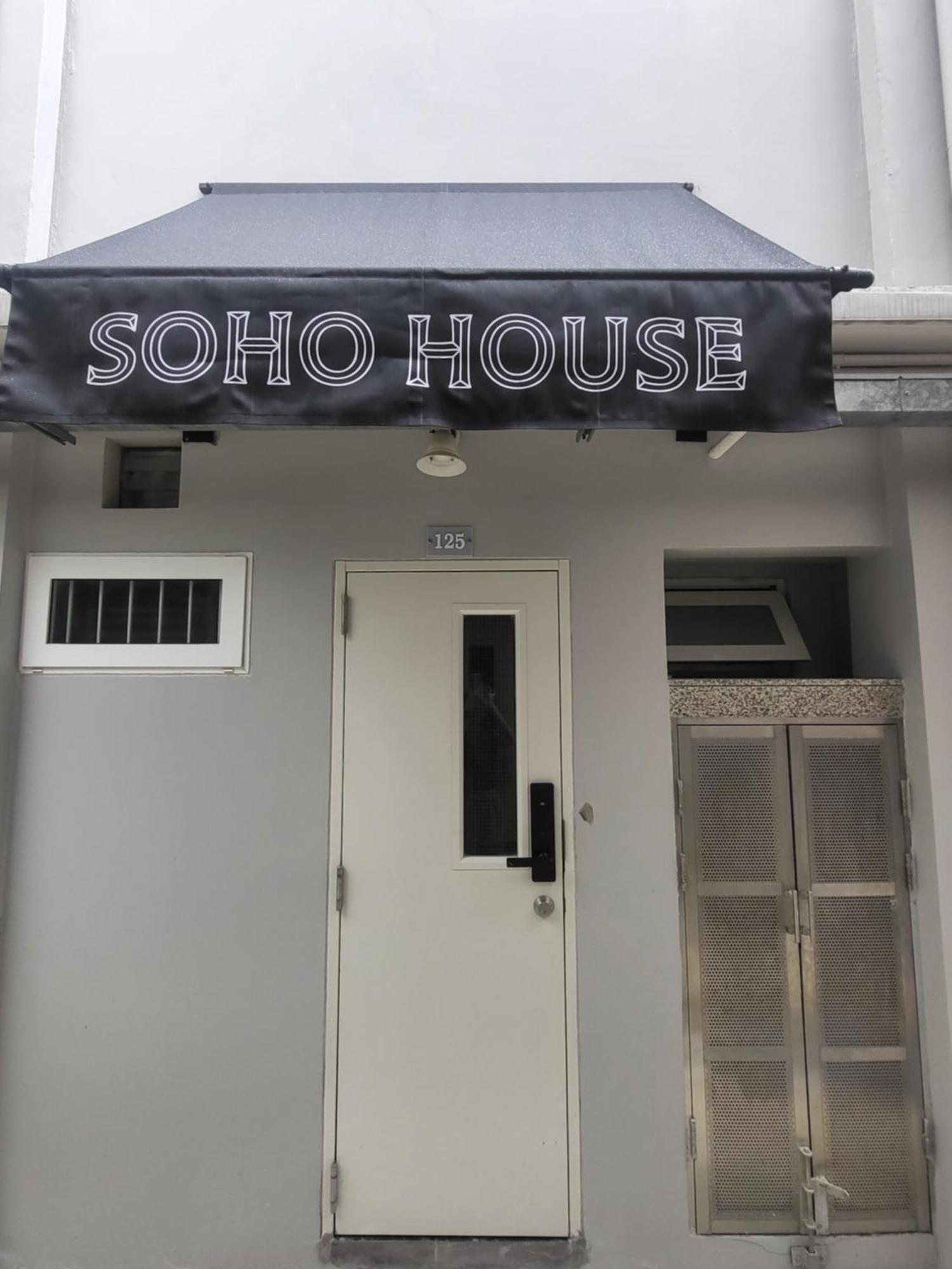 2br Soho Chinatown Full Kitchen With Bathtub Bangkok