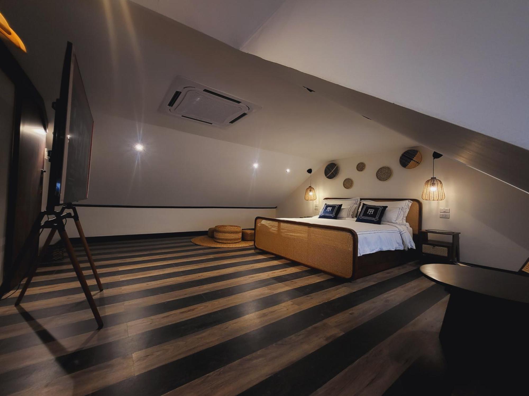 2br Soho Chinatown Full Kitchen With Bathtub * Bangkok
