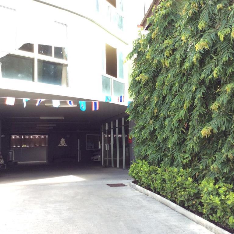 The State 3* Bangkok