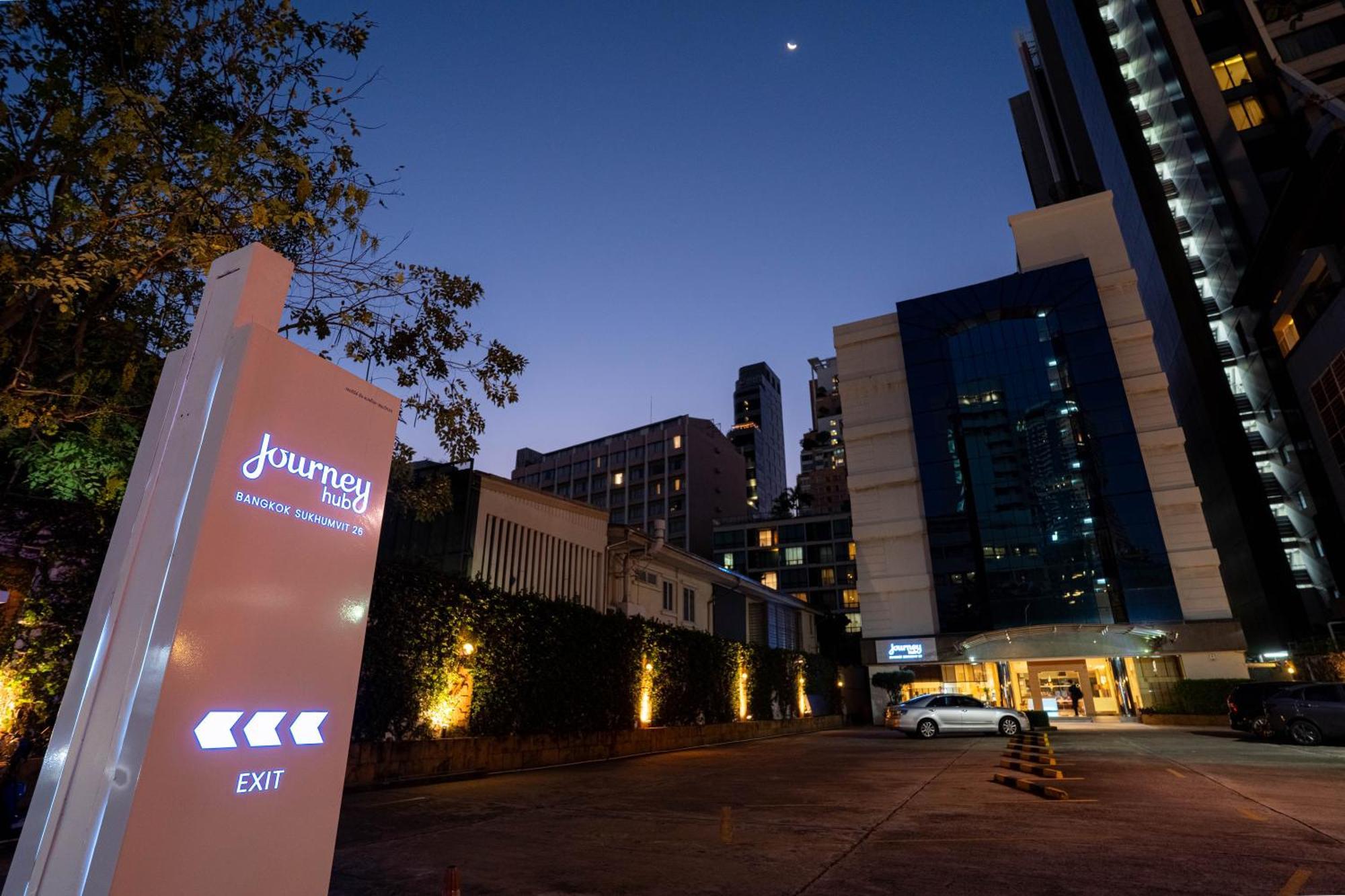 Hotel Journeyhub Sukhumvit 26, - Formely St Bangkok
