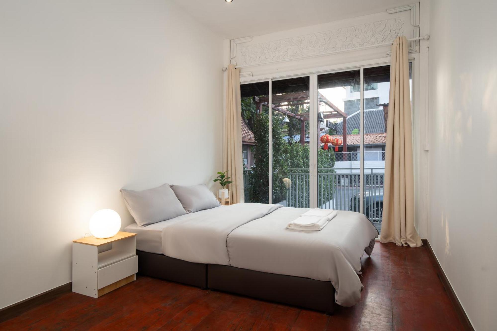 Designer House Chao Phraya River - Oh Homes 12 *