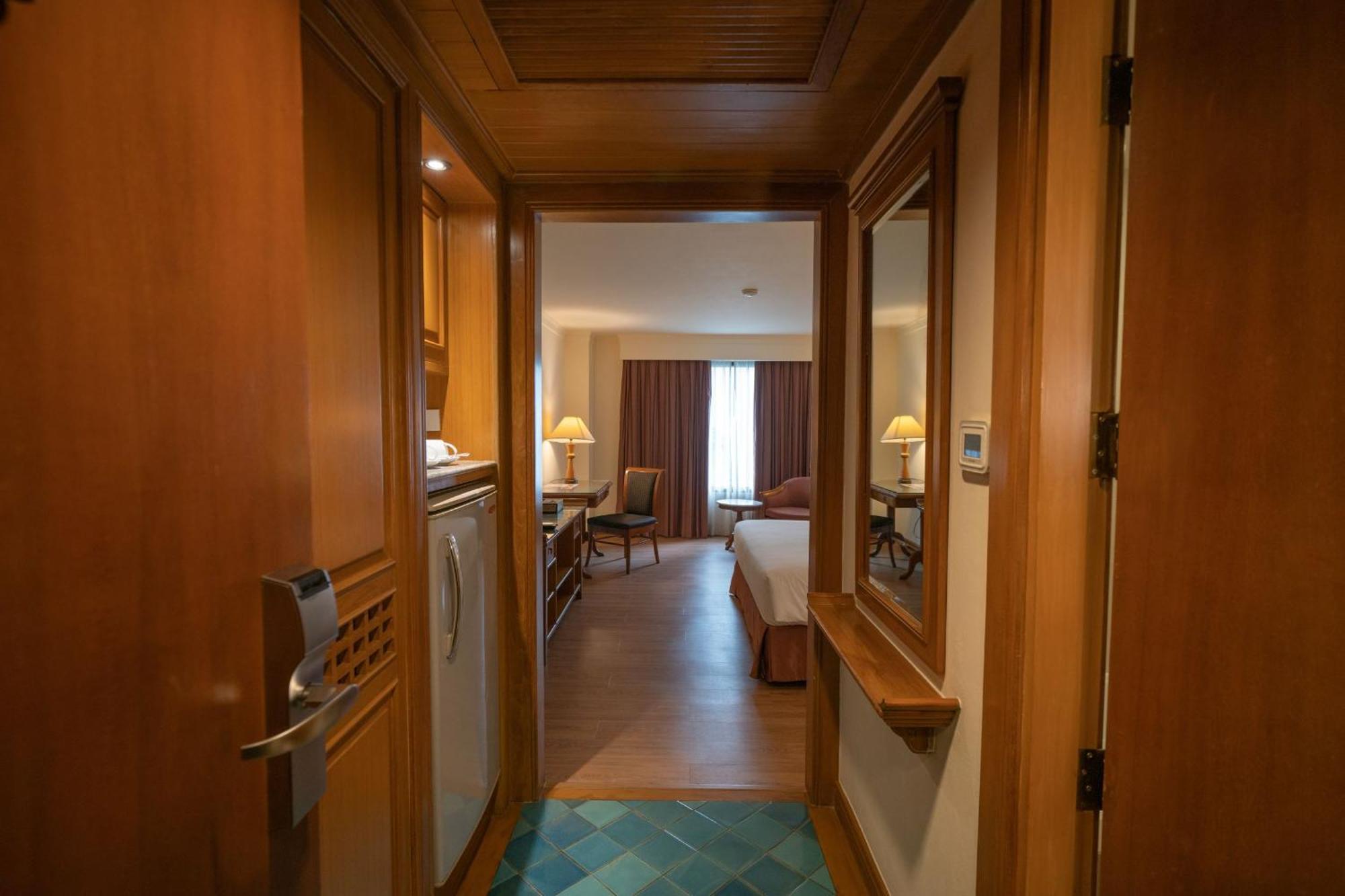 Silom Serene A Boutique Hotel 4*
