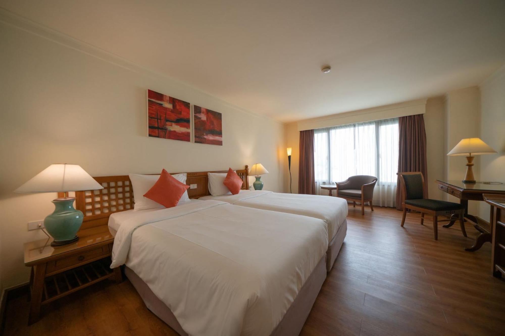 Silom Serene A Boutique