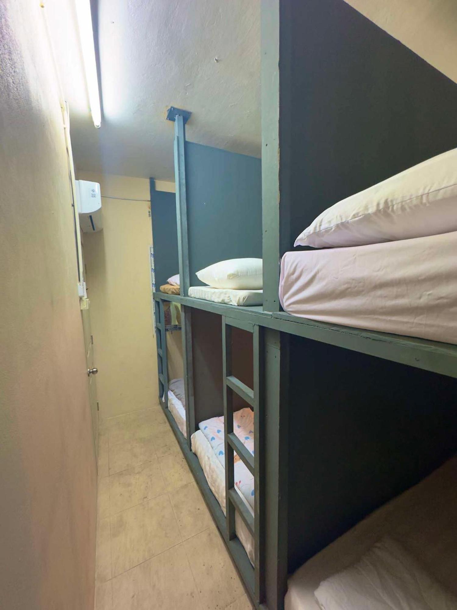 24 Backpackers Bangkok