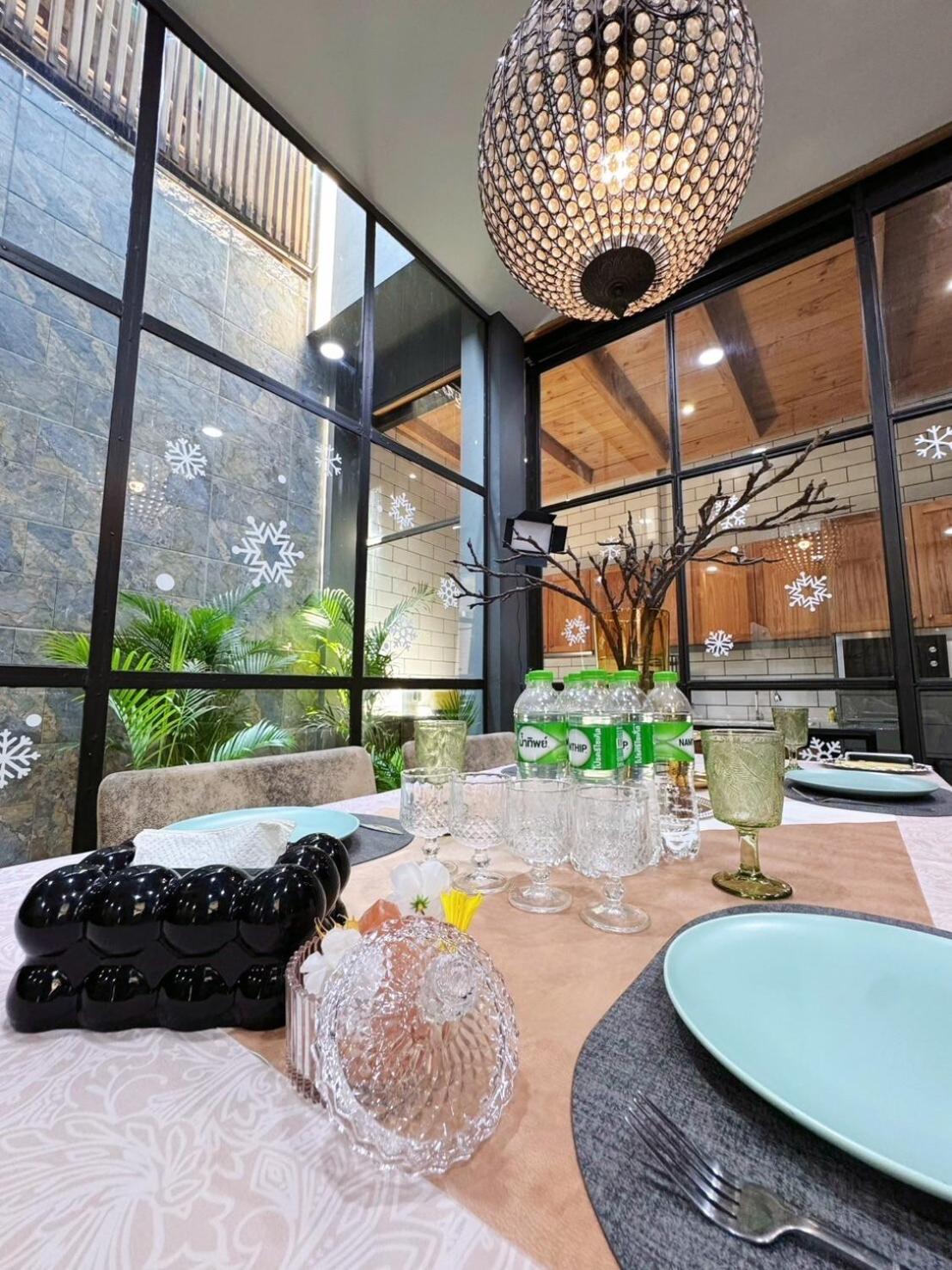 Thailand Core Business District 3b3b Duplex Private House Family Cooking Smoking Nursery *
