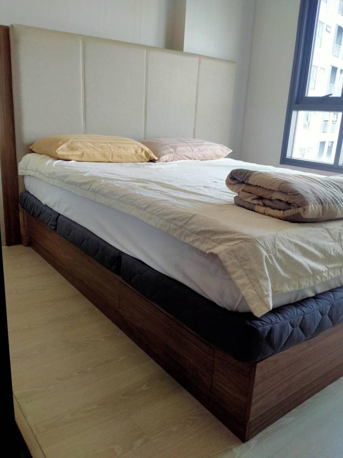 Ideo Yai Near Thaphra Mrt Station Bangkok