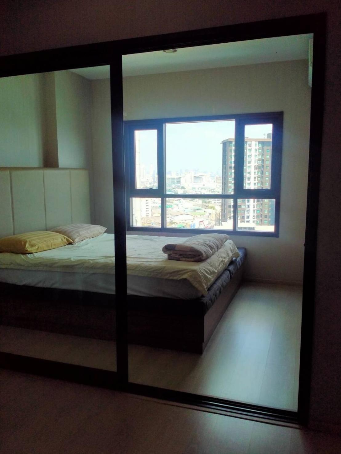 Ideo Yai Near Thaphra Mrt Station Apartment Bangkok