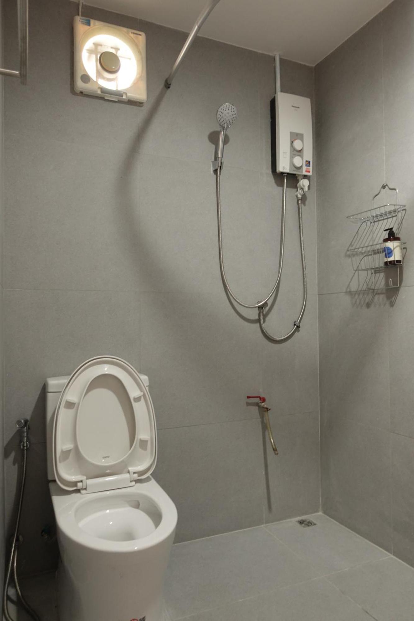 24 Aparthotel *
