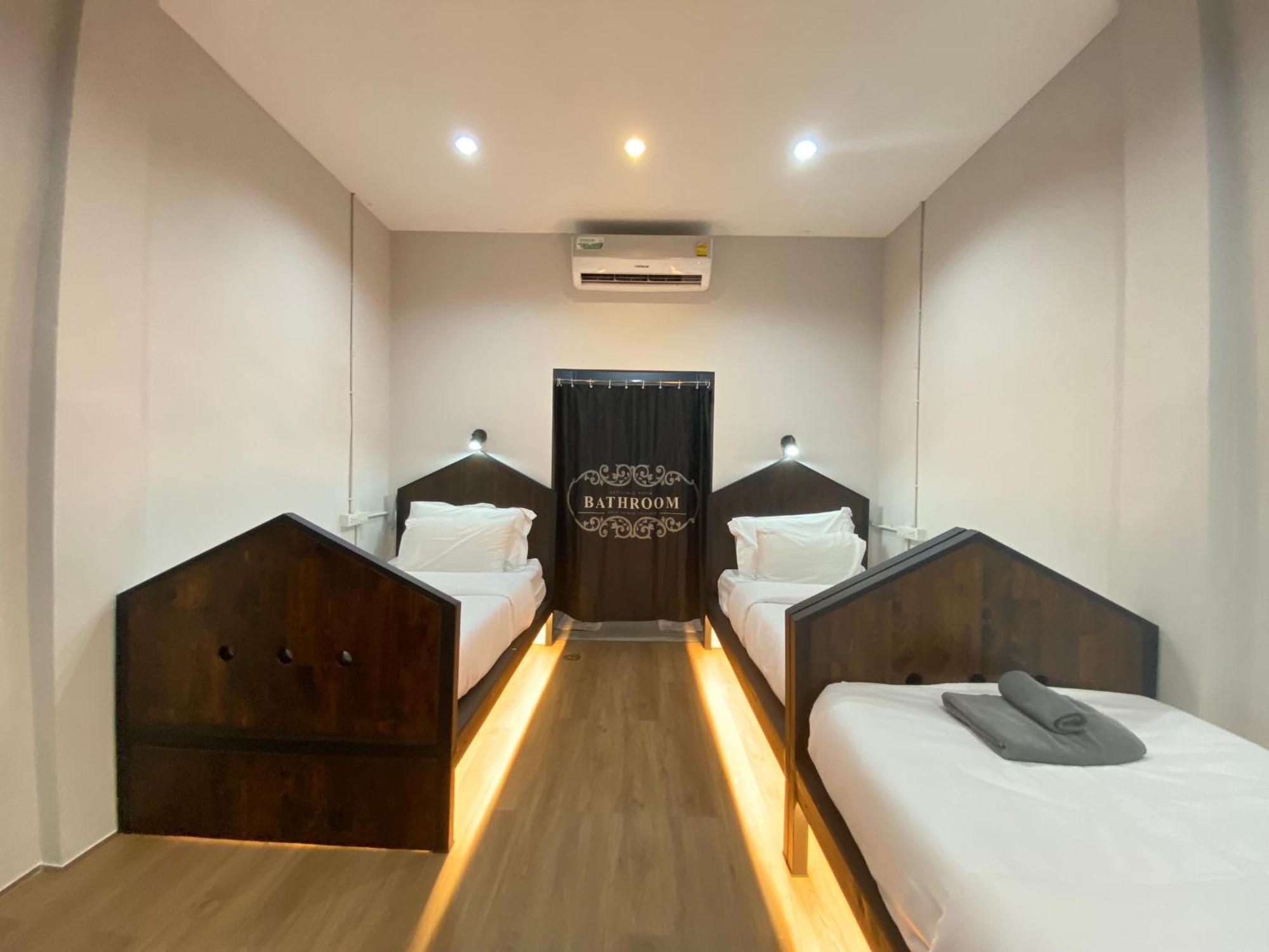 Hostel Castle Black *