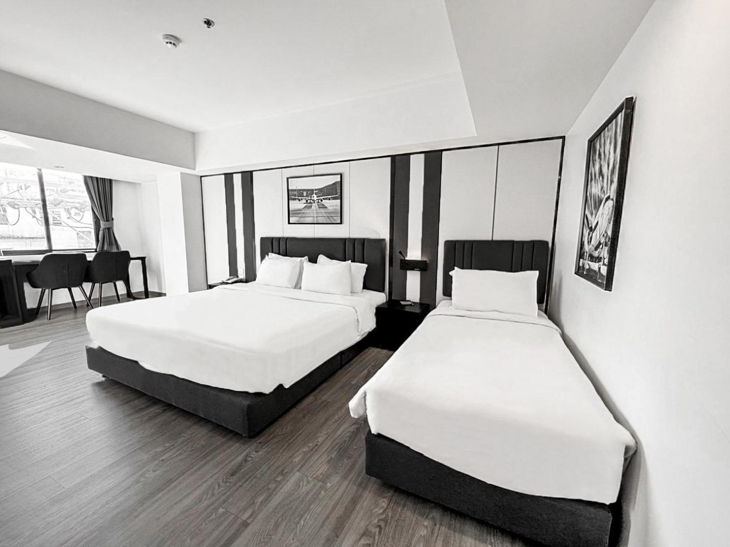 12 The At Don Mueang Airport Hotel 4*