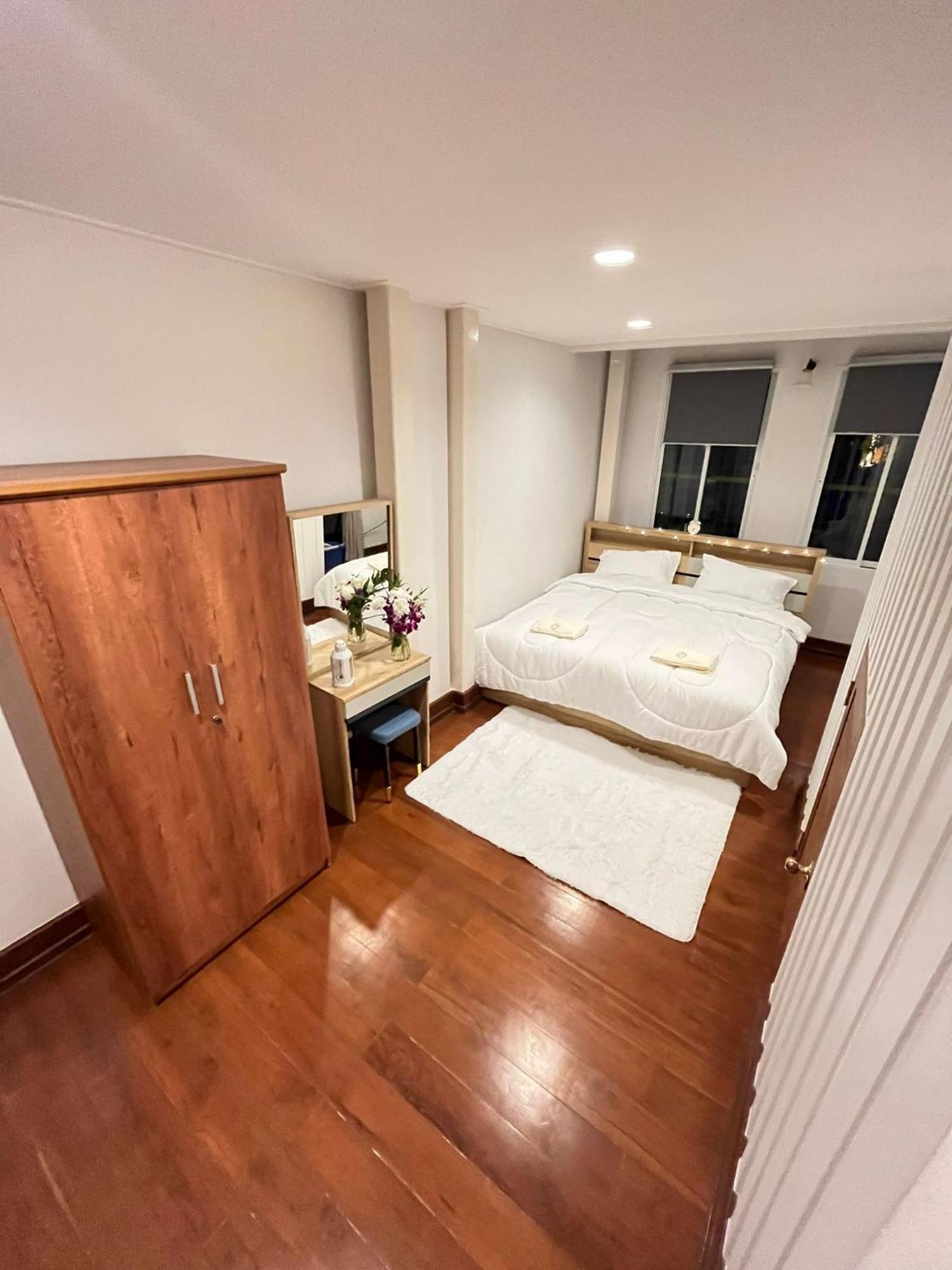 Chinatown House Holiday home *
