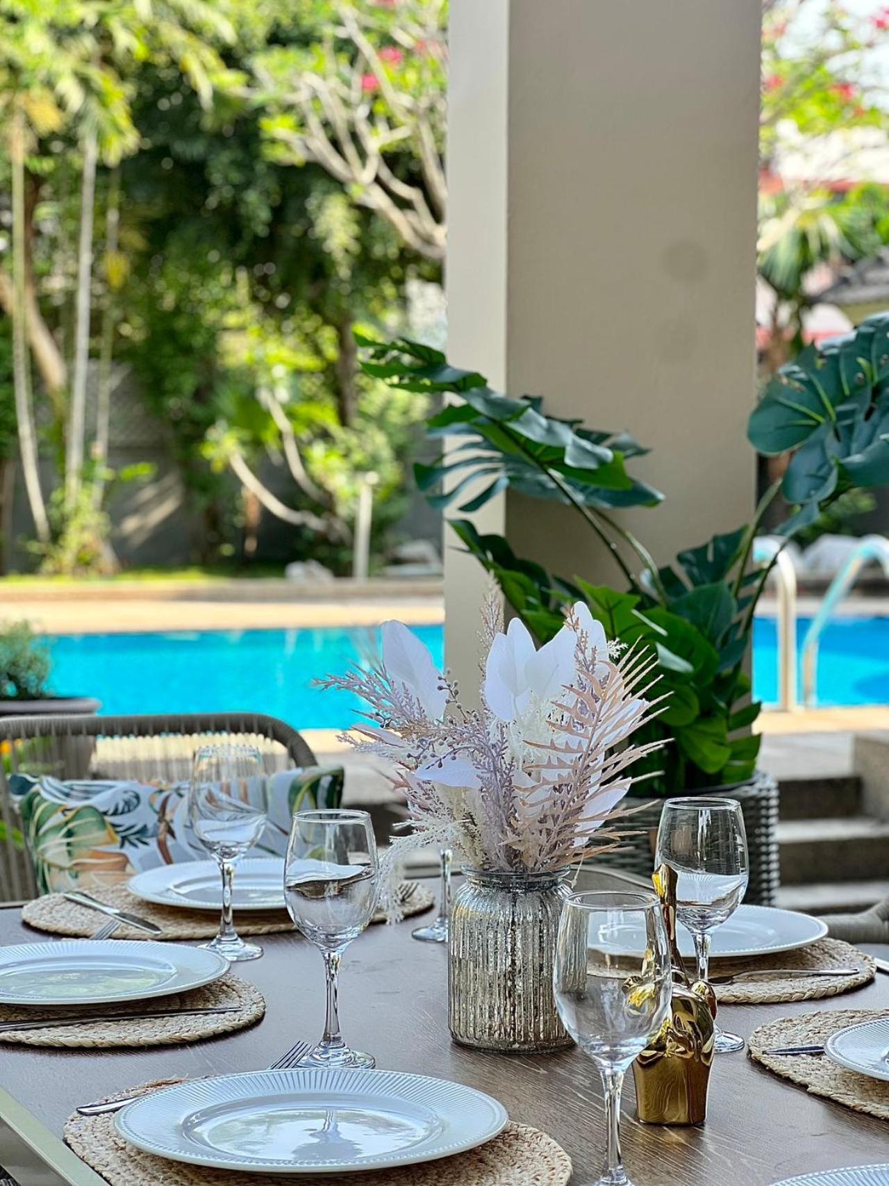 5br With Private Pool Sukhumvit 10mins Bts Villa Bangkok