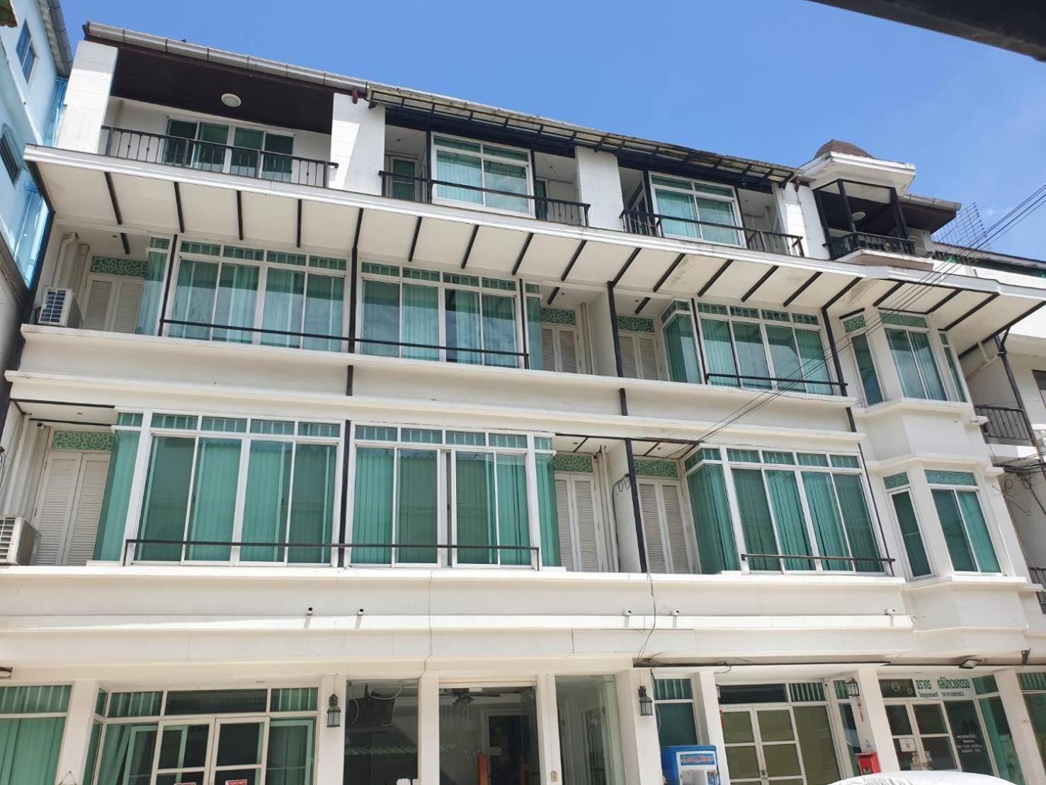 Guest house Skutan Sutthisan Nexus Opal