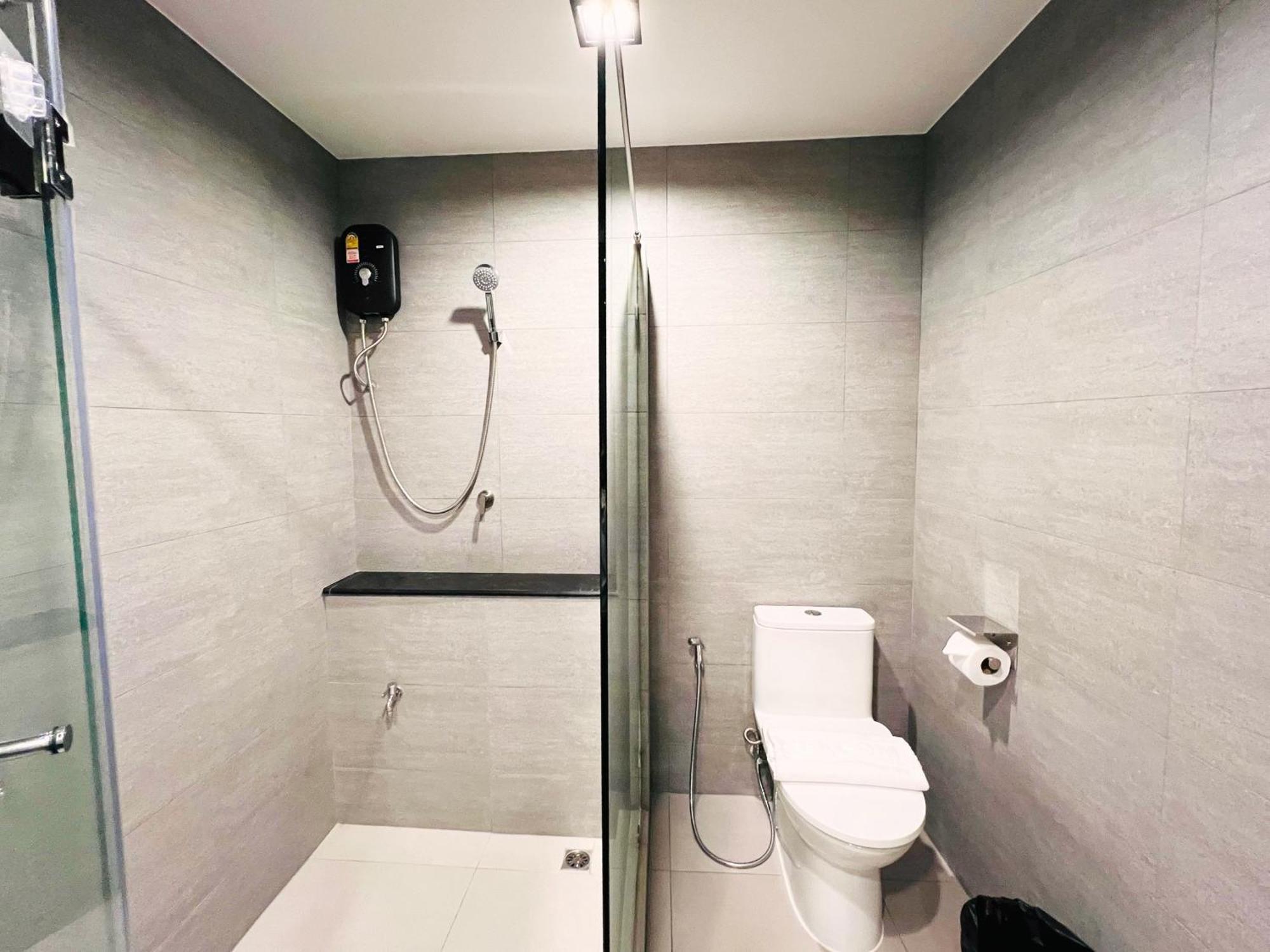 14 Place Hotel