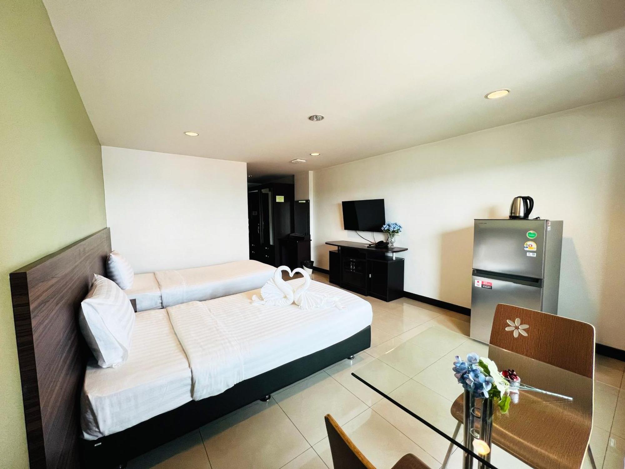 14 Place Hotel 3*