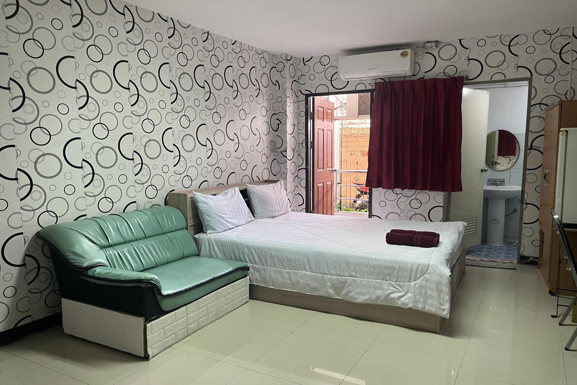 Apartment Place 107 Bangkok