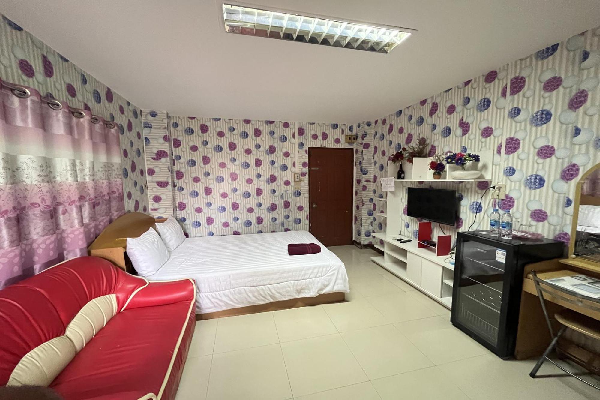 Apartment Place 107