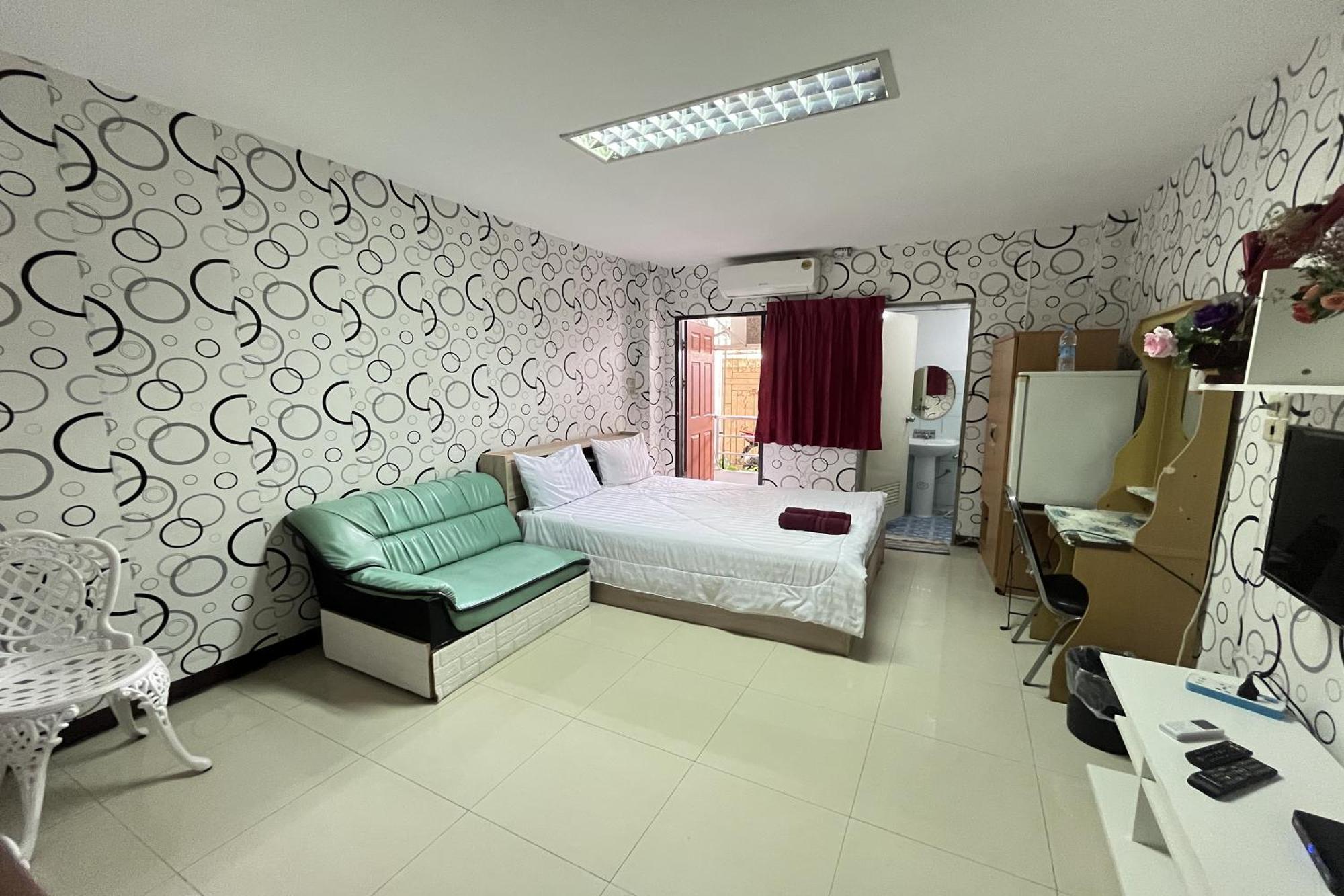 Place 107 Apartment Bangkok