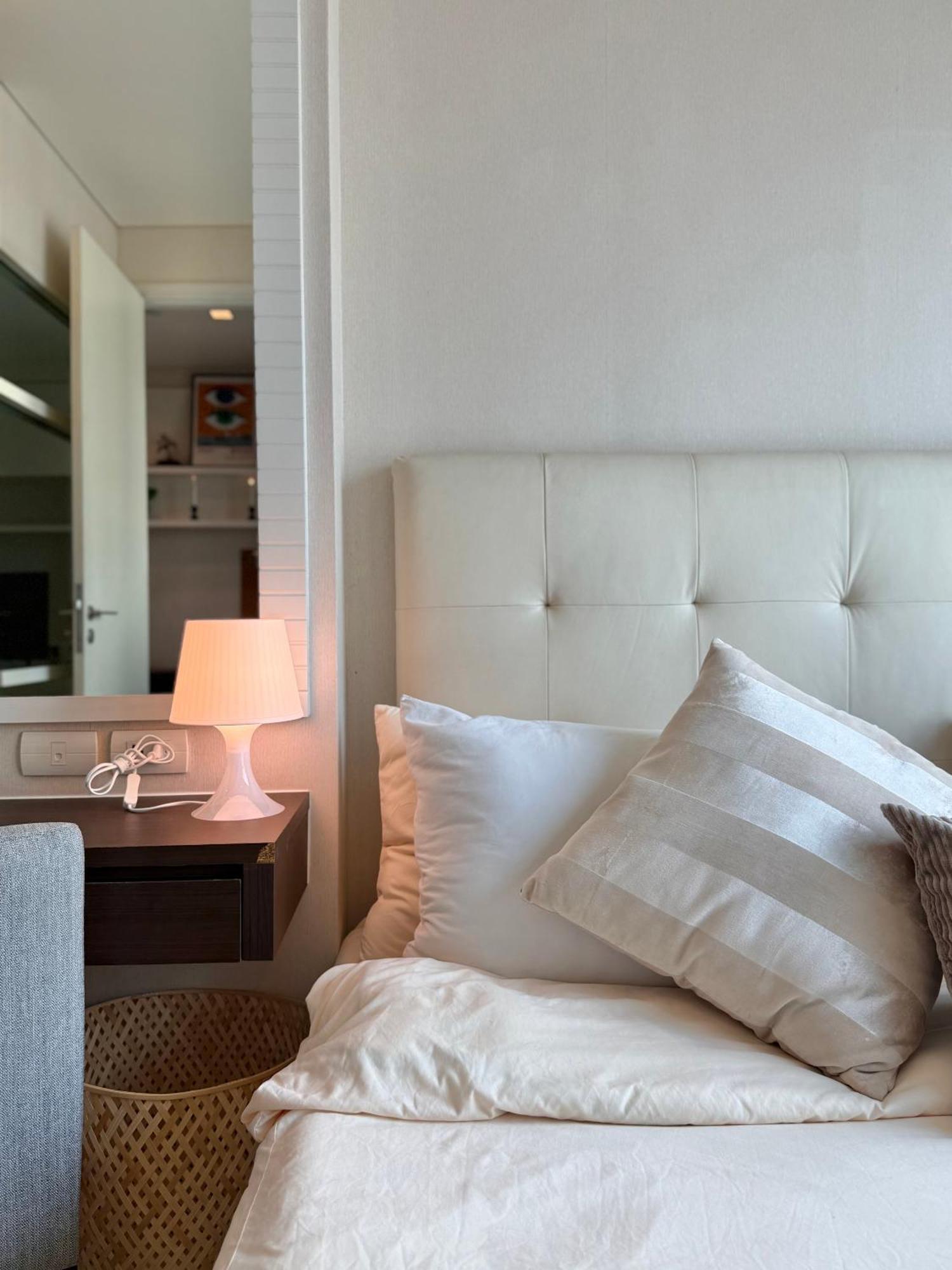 Apartment Luxury Prime Thong Lor - Fast Wifi, Gym&pool Bangkok