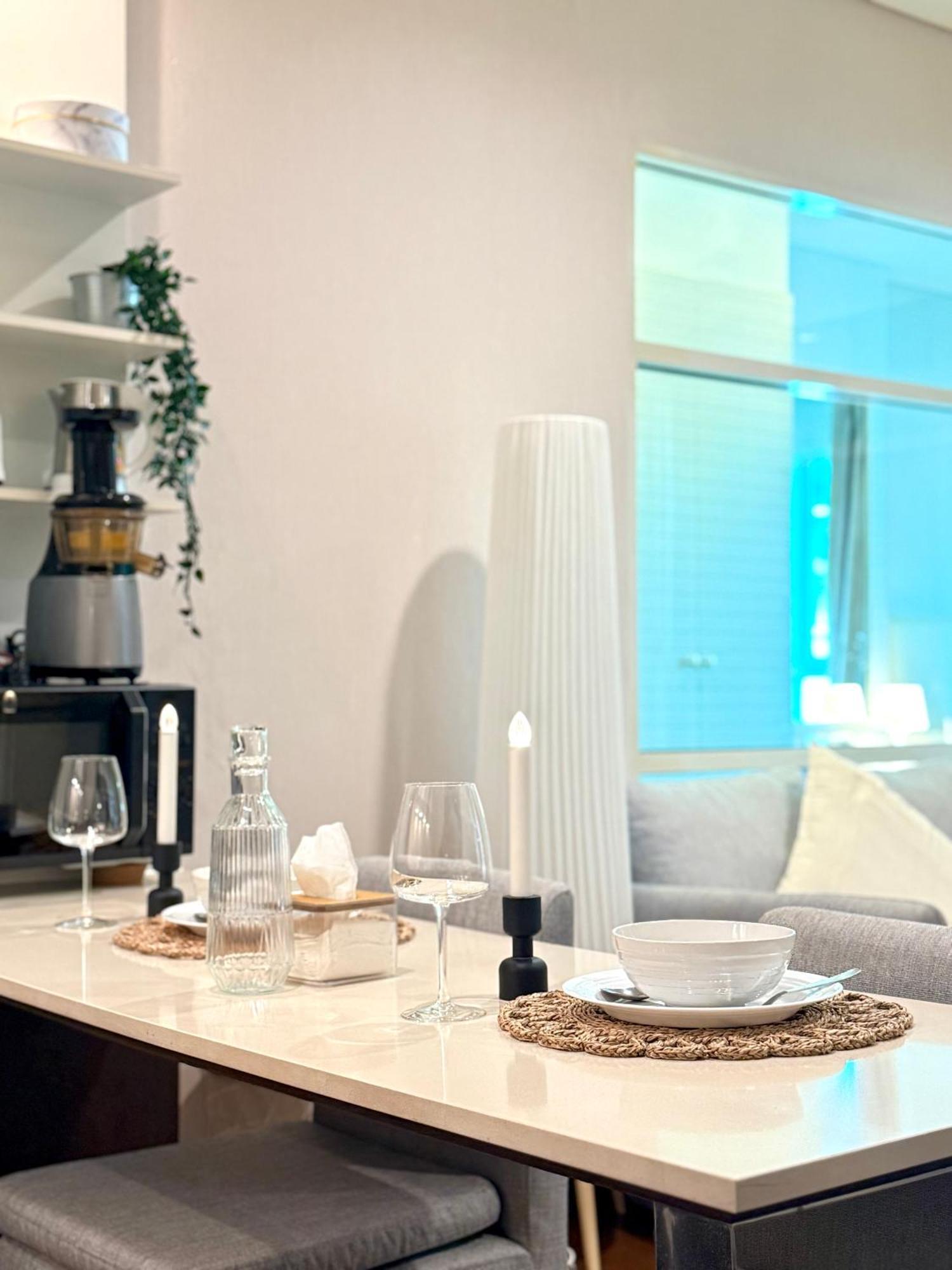 Luxury Prime Thong Lor - Fast Wifi, Gym&pool Apartment *