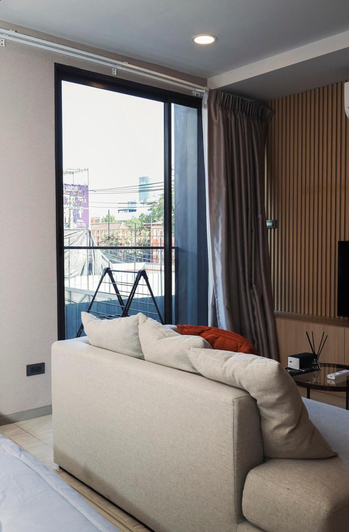 The Estates In Walden Bts Asoke Bangkok