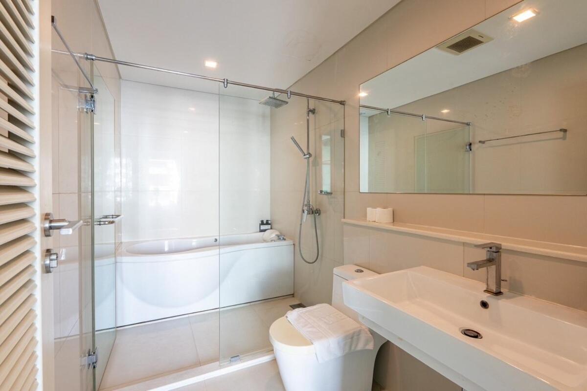 Apartment Luxury Prime Thong Lor - Fast Wifi, Gym&pool Bangkok