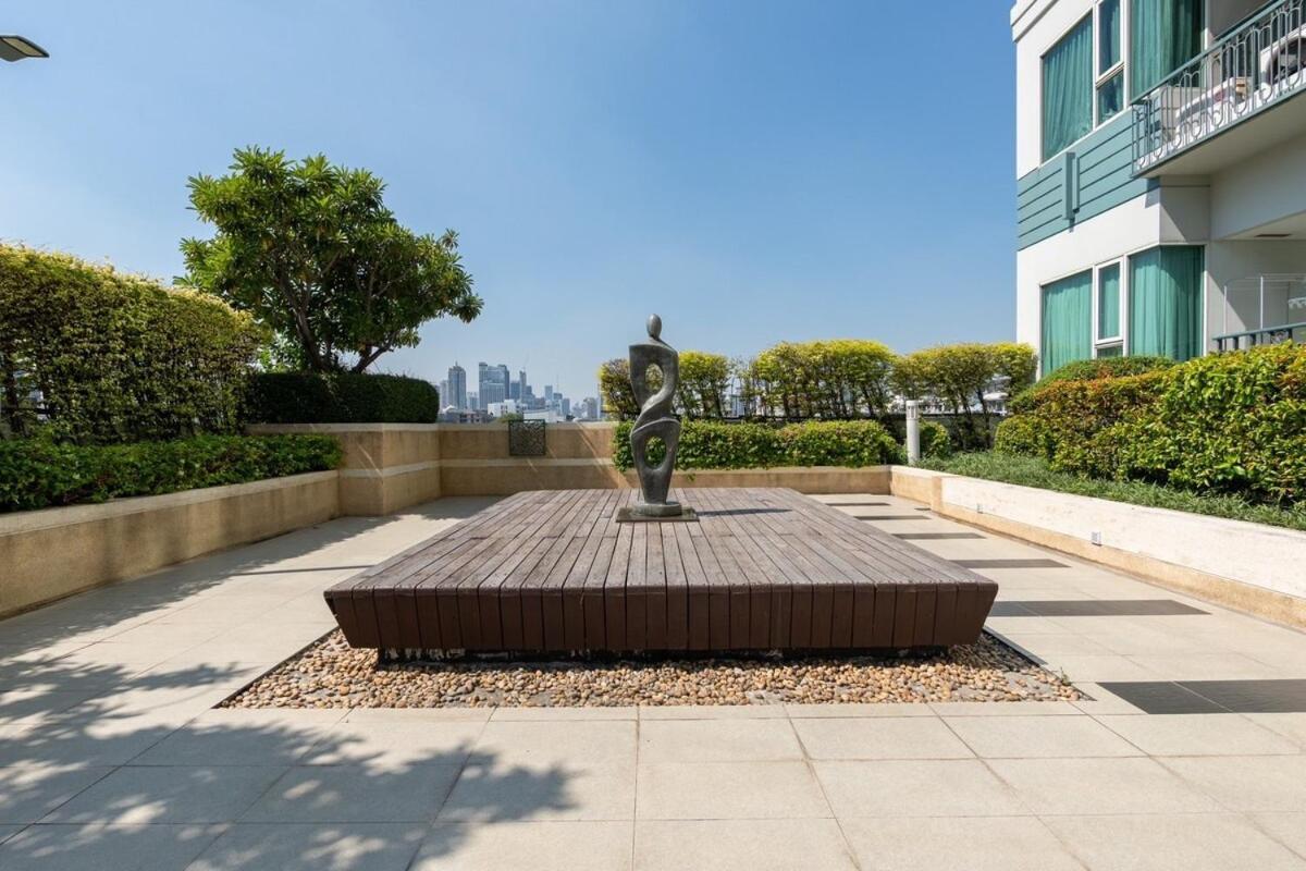 Apartment Luxury Prime Thong Lor - Fast Wifi, Gym&pool Bangkok