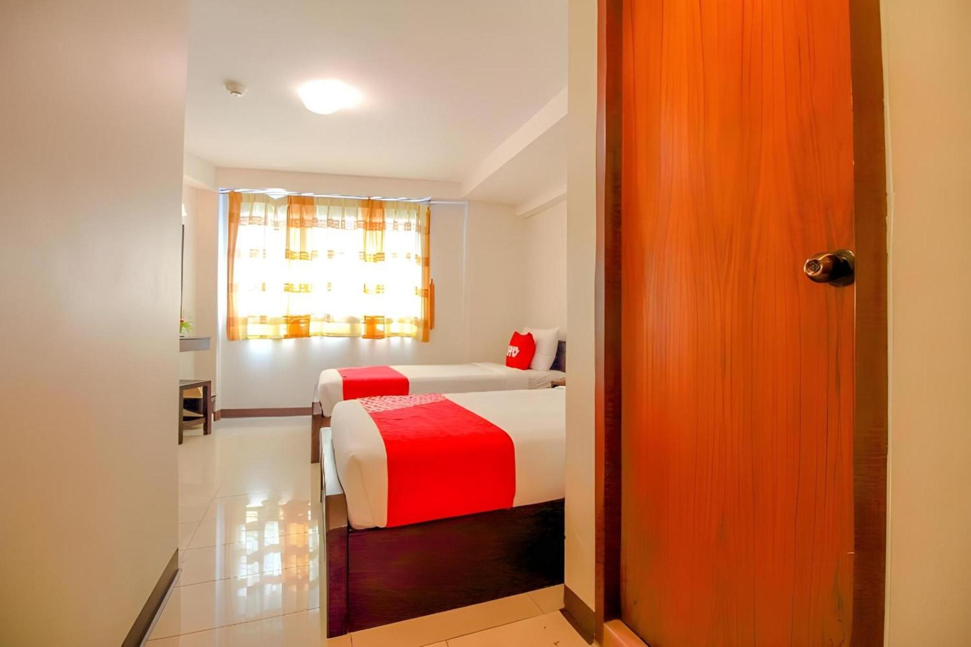 Hotel Super Oyo 484 Pannee Khaosan Sha Bangkok